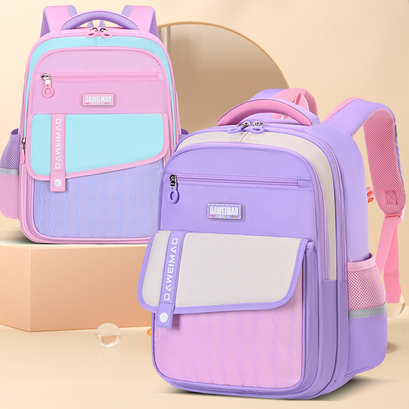 Big-tailed cat boys and girls sporty primary school students' fashionable and trendy casual backpacks, primary school students' backpacks for reducing burden and protecting the spine, large-capacity, lightweight, waterproof, wear-resistant, dirt-resistant and multi-functional storage schoolbags Item Picture