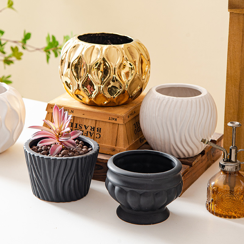 Ceramic golden rhombic square flowerpot vase, white and black hydroponic artificial flower flowerpot, dining table, courtyard flower vase Item Picture