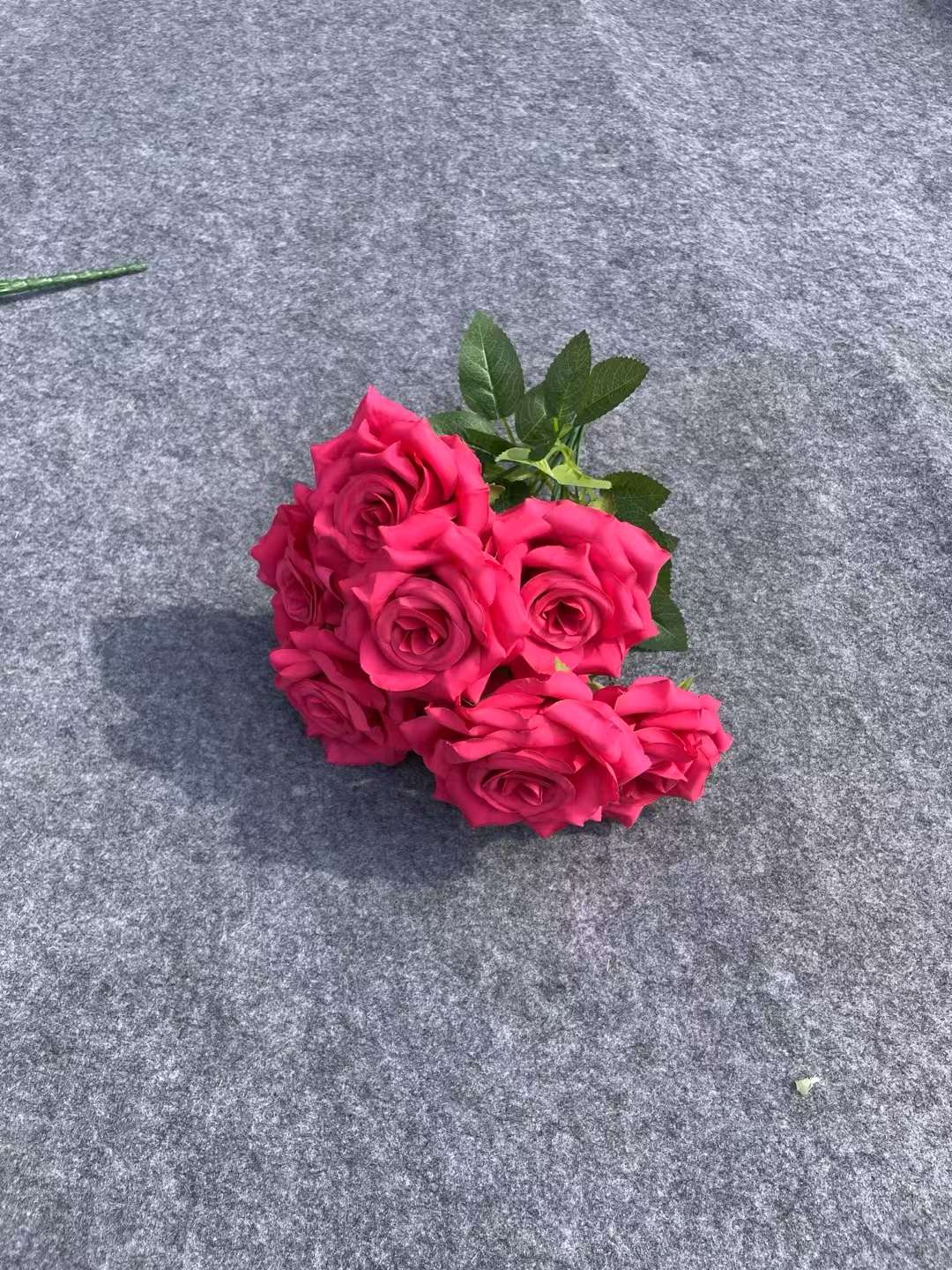9-head diamond rose artificial flower handicrafts, gifts, decorations, home decorations, ecological and beautiful artificial flowers, artificial flowers detail image 2