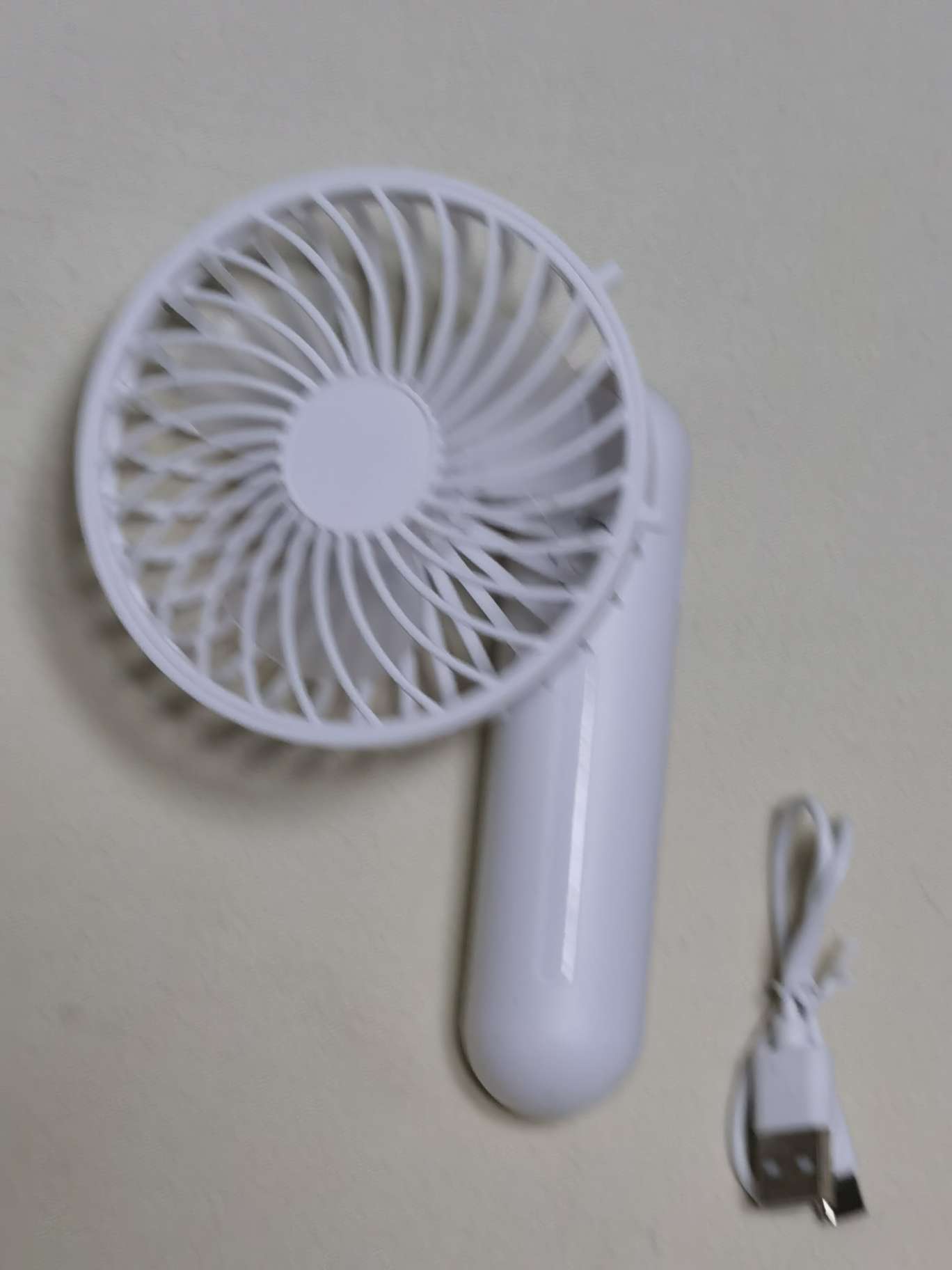 手持小风扇usb便携式迷你充电款静音桌面学生宿舍办公电风扇随身 风扇手持风扇小风扇迷你风扇挂脖风扇详情图10