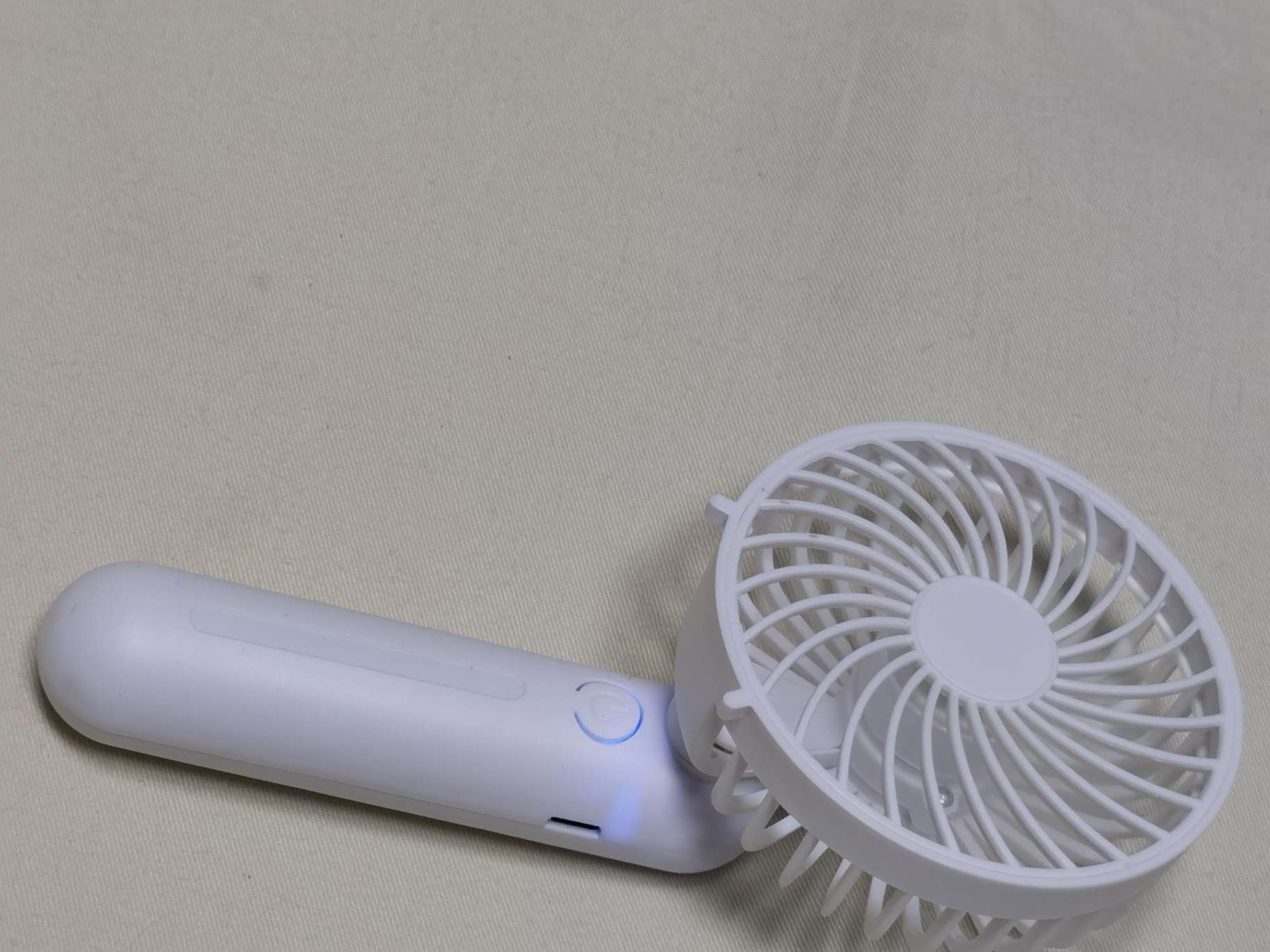 手持小风扇usb便携式迷你充电款静音桌面学生宿舍办公电风扇随身 风扇手持风扇小风扇迷你风扇挂脖风扇详情图7