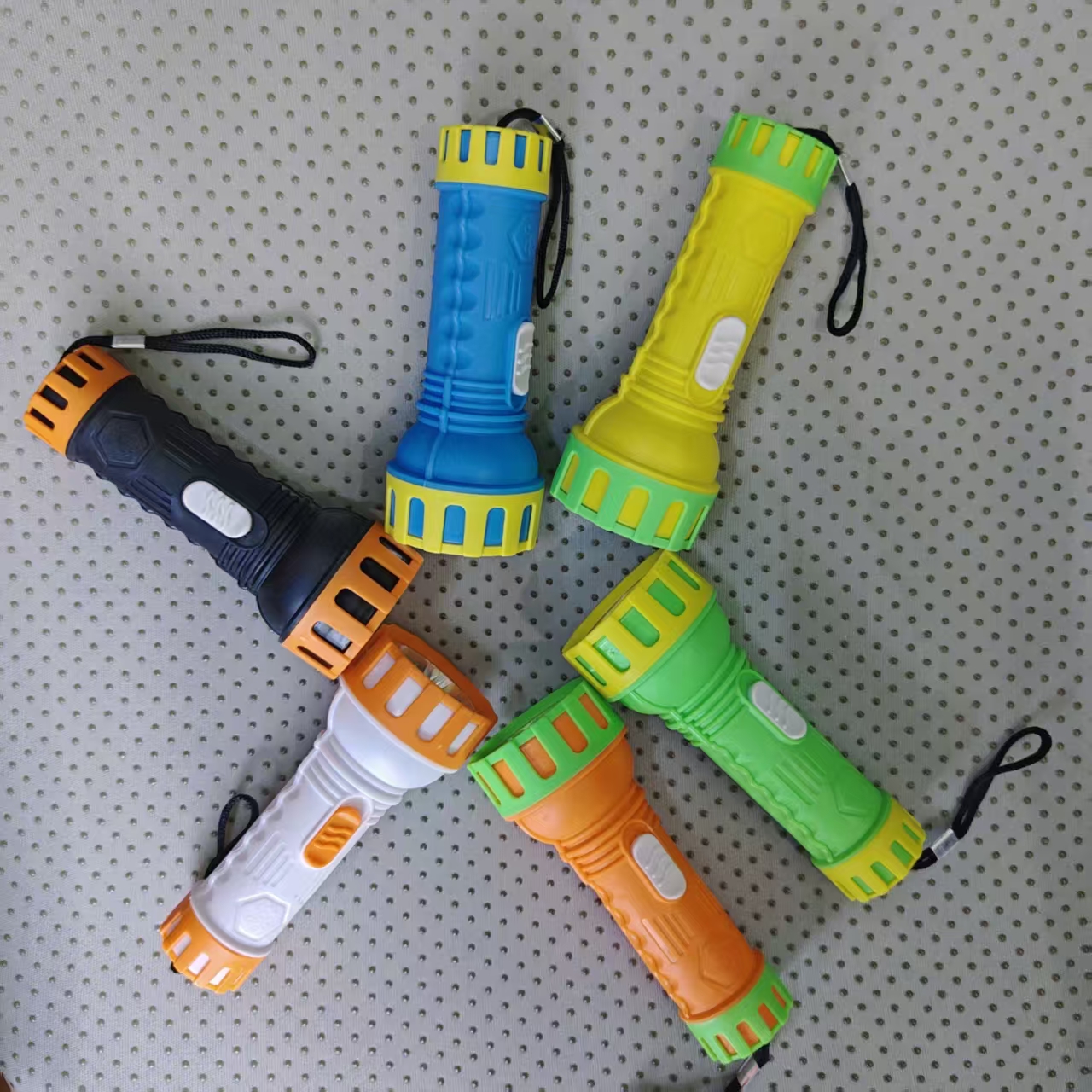 手电筒 小礼品活动赠送 JD-168厂家直销 塑料电筒  发光玩具 高高电子玩具 1