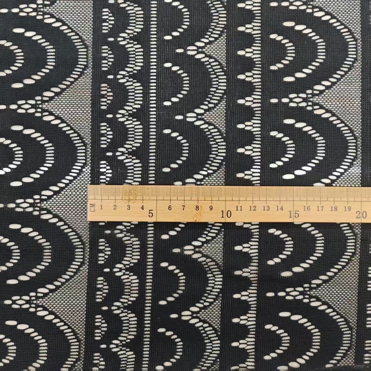 Wavy hollowed-out lace fabric, beach smock, bikini, sun protection fabric, materials for foreign trade clothing details Picture