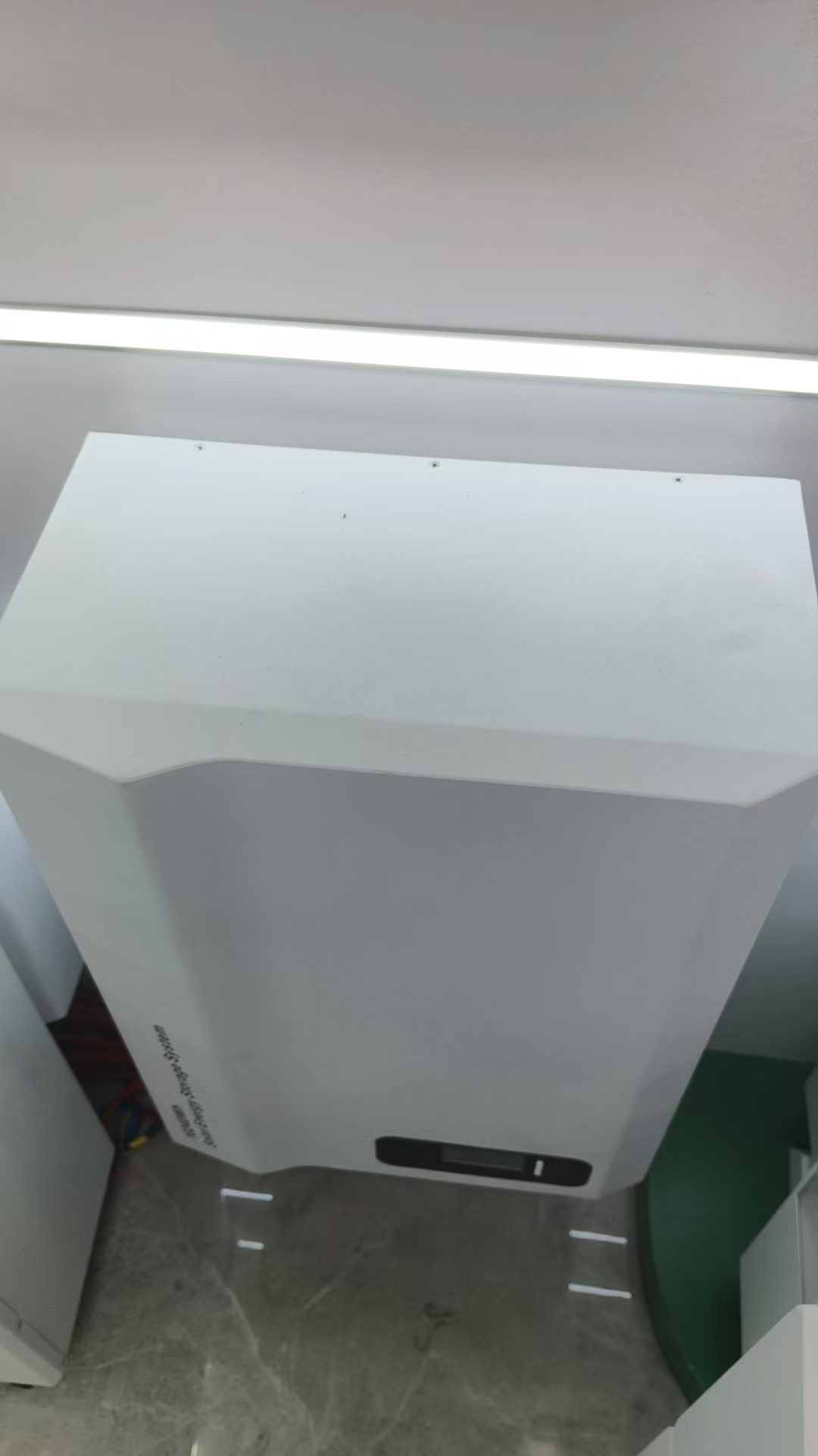 10240w锂电池家庭储能电池太阳能光伏储能5kWh磷酸铁锂电池51.2 V200AH详情3