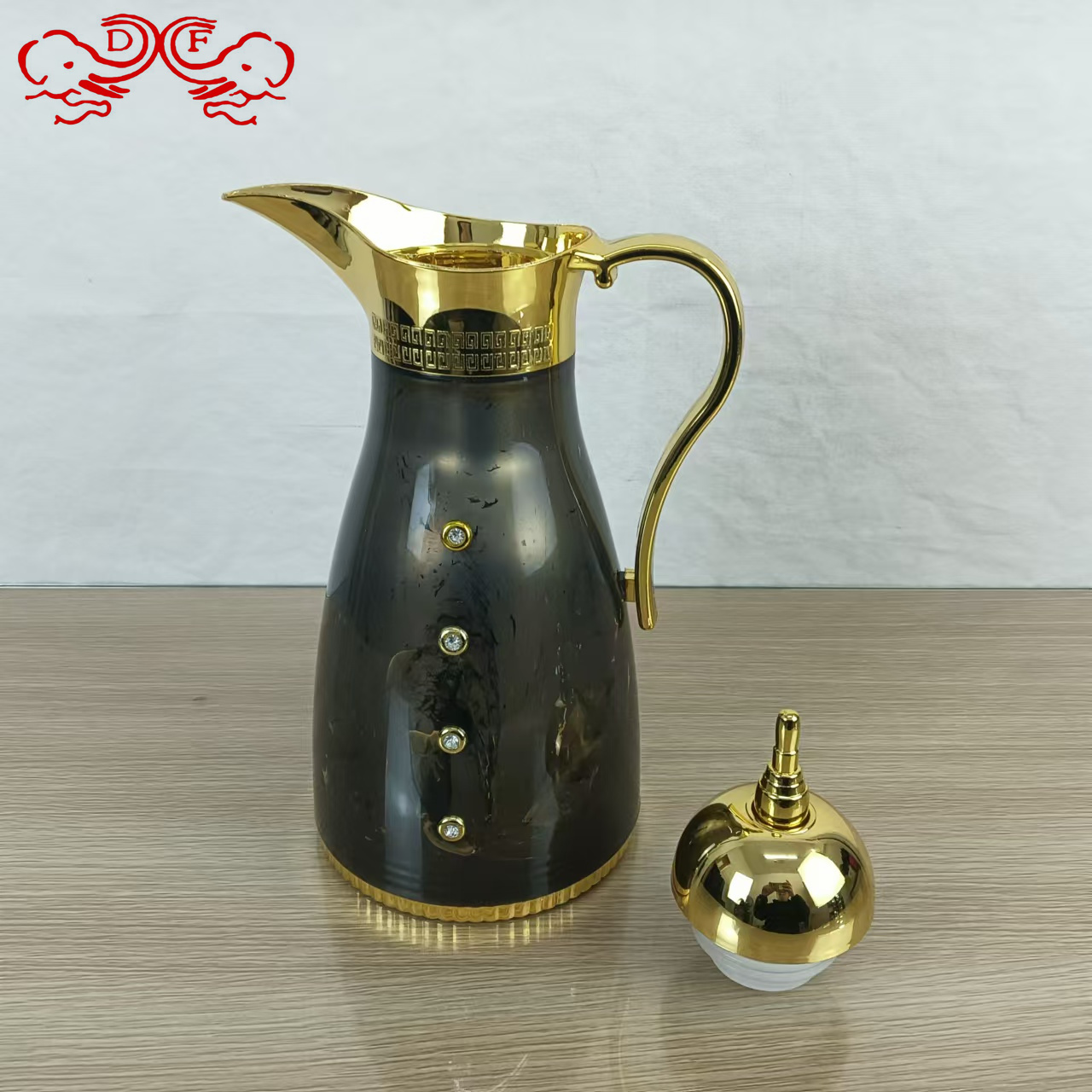 وعاء جديد من طراز DF99584 من نوع DF99584 من نوع DF Tradinghouse من نوع DF99584 من نوع DF99584 من نوع DF99584