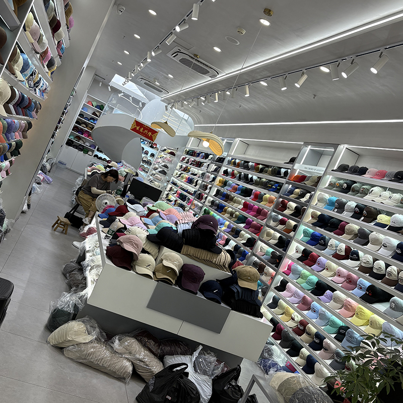 The Crown of Leadership describe pic - 1