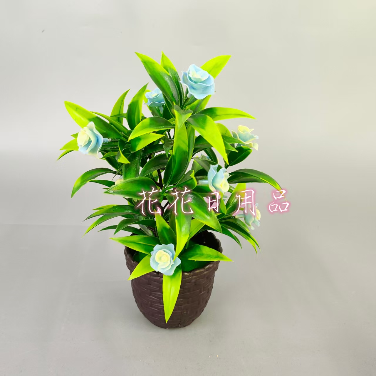 Artificial flower bonsai, plastic pot, plastic small rose decorative items Application Scenario