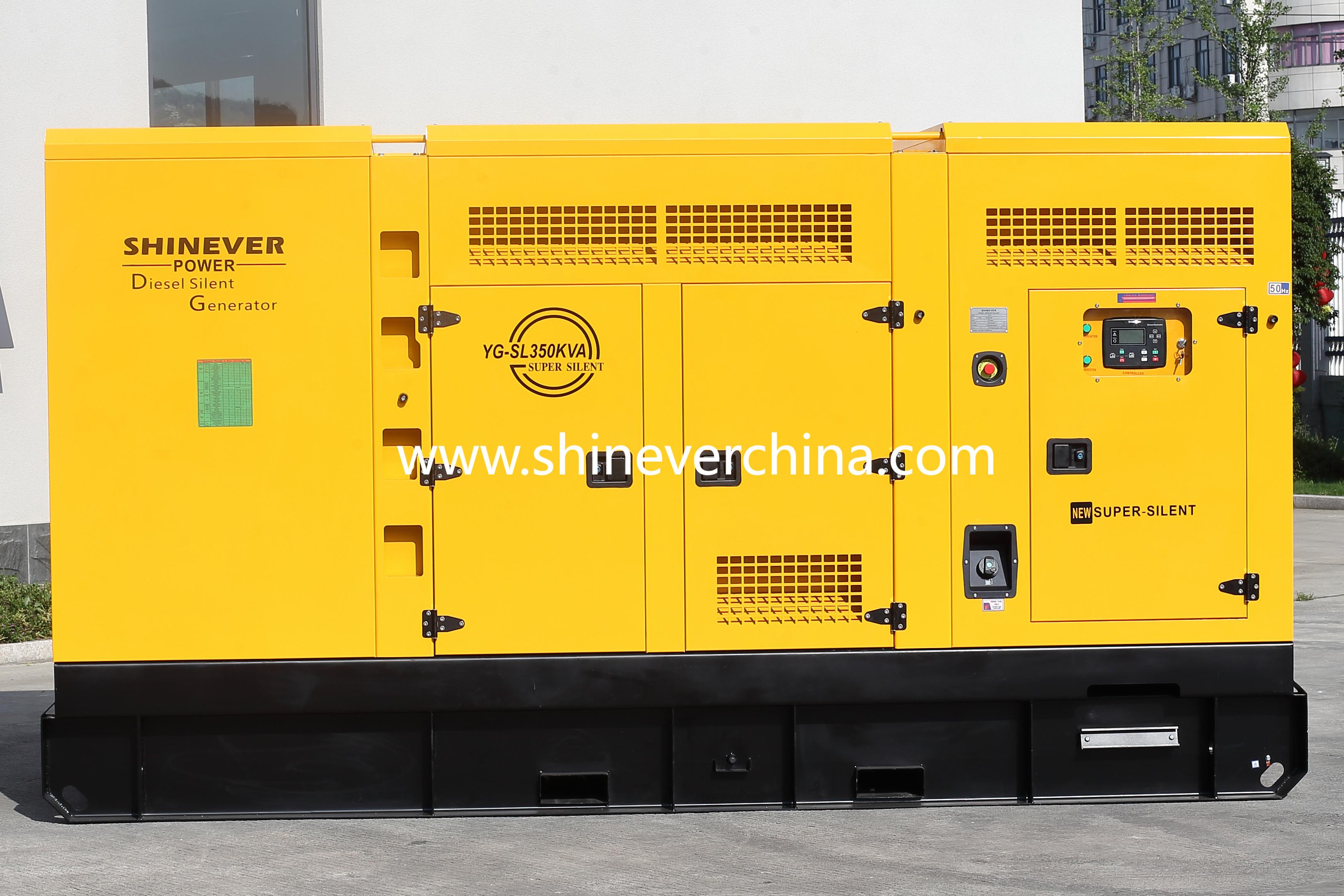 发电机/西门子三项电机/发电机发电机机/电梯卡复制机/新能源农机白底实物图