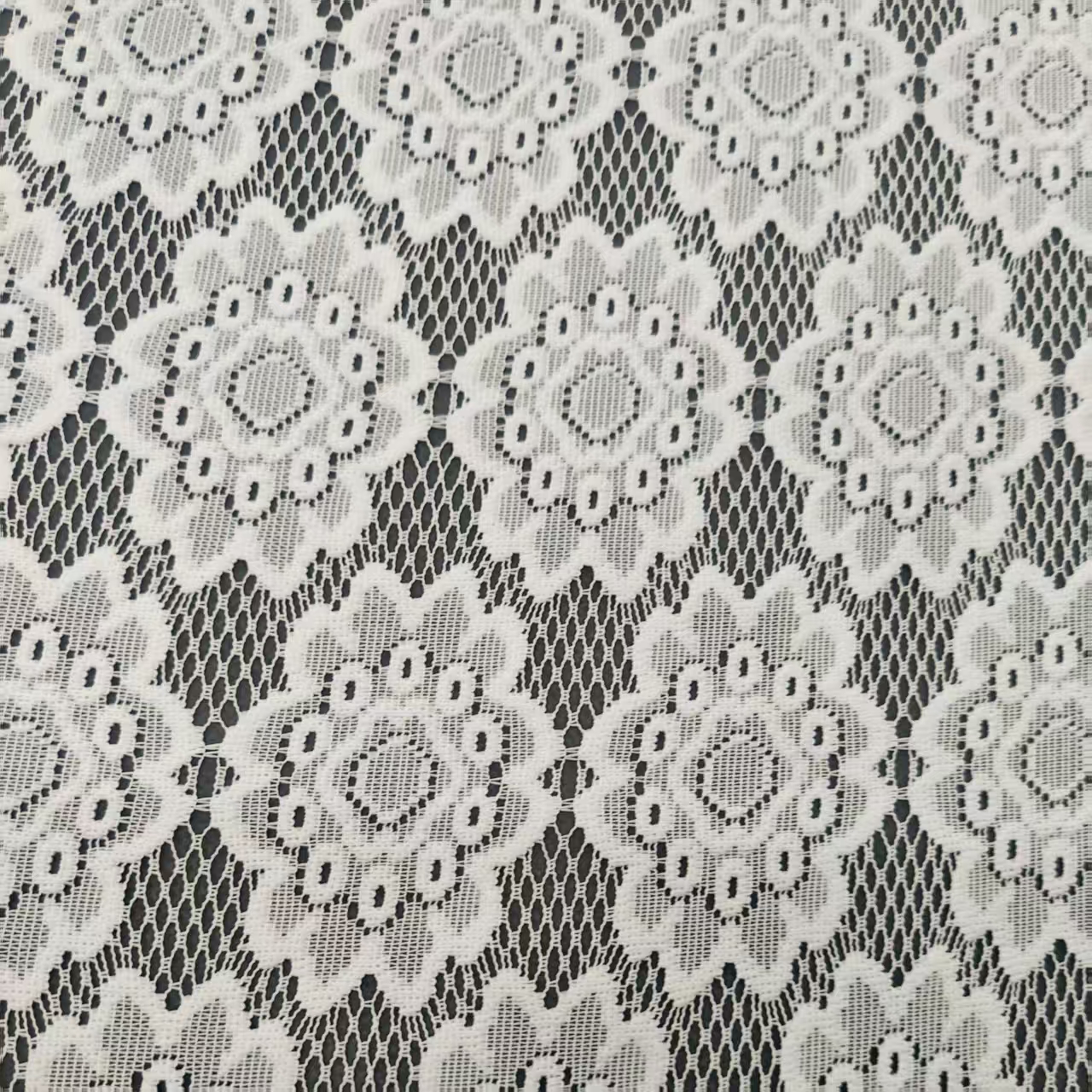 2025 New round large flower pure polyester fabric summer thin lace clothing fabric, foreign trade clothing material and accessory micro-elastic fabric