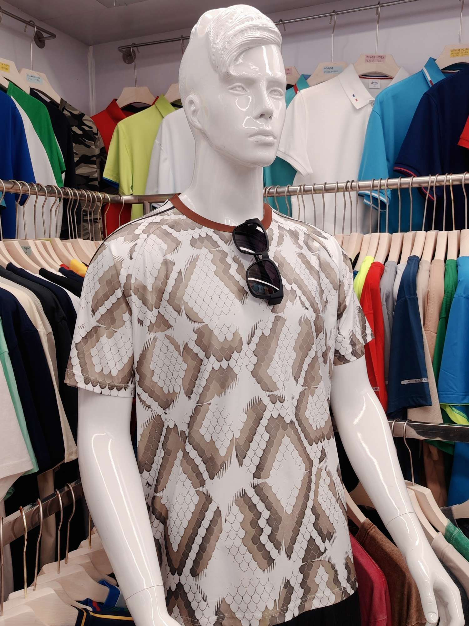 Cross-border sportswear, high-grade polyester and ammonia high-elasticity fabric, full-body printed sportswear, breathable and sweat-absorbent, professional sports and outdoor training sportswear, high-elasticity breathable and comfortable sportswear customization FG1616-4 details Picture