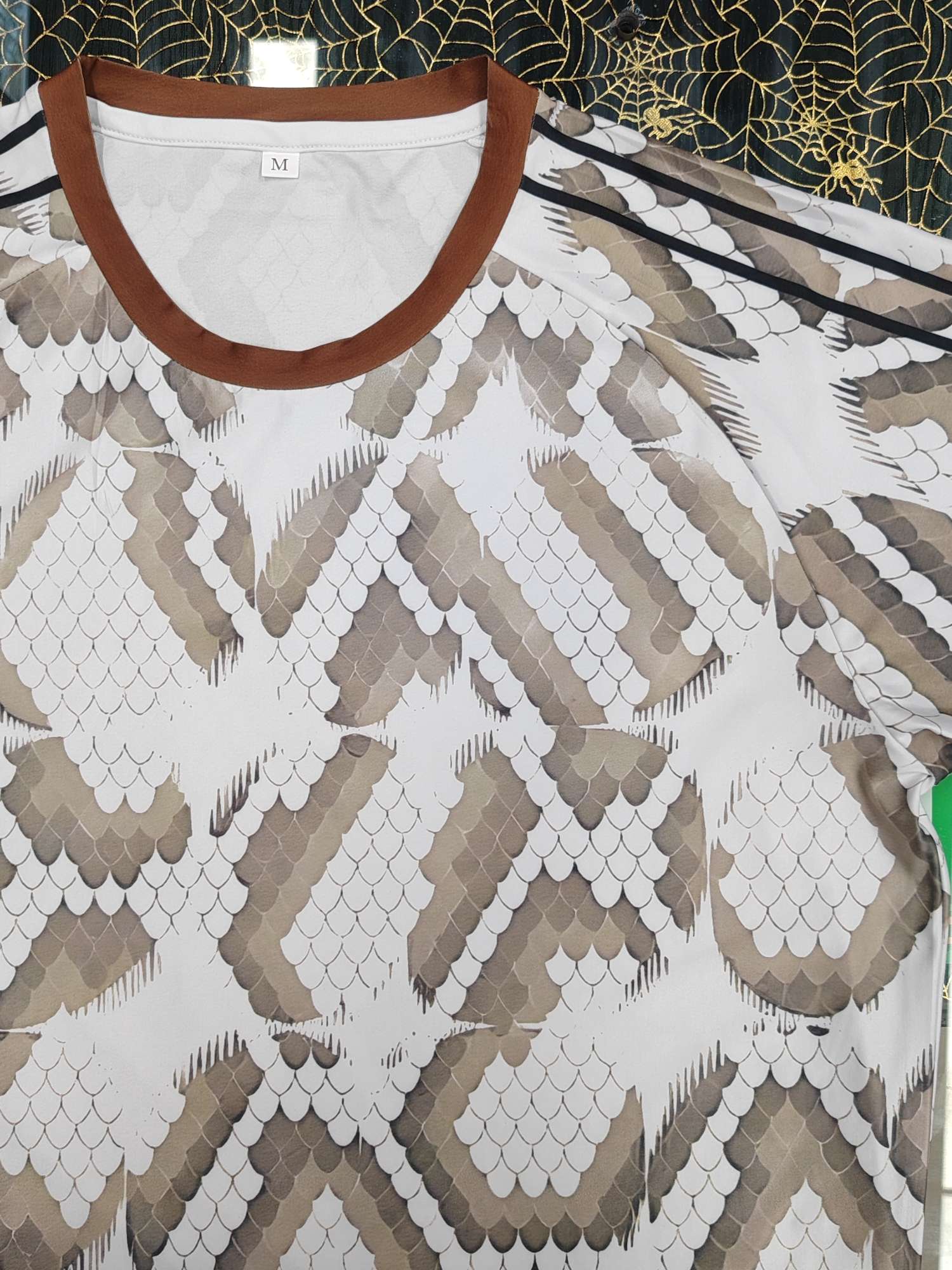 Cross-border sportswear, high-grade polyester and ammonia high-elasticity fabric, full-body printed sportswear, breathable and sweat-absorbent, professional sports and outdoor training sportswear, high-elasticity breathable and comfortable sportswear customization FG1616-4 detail image 9