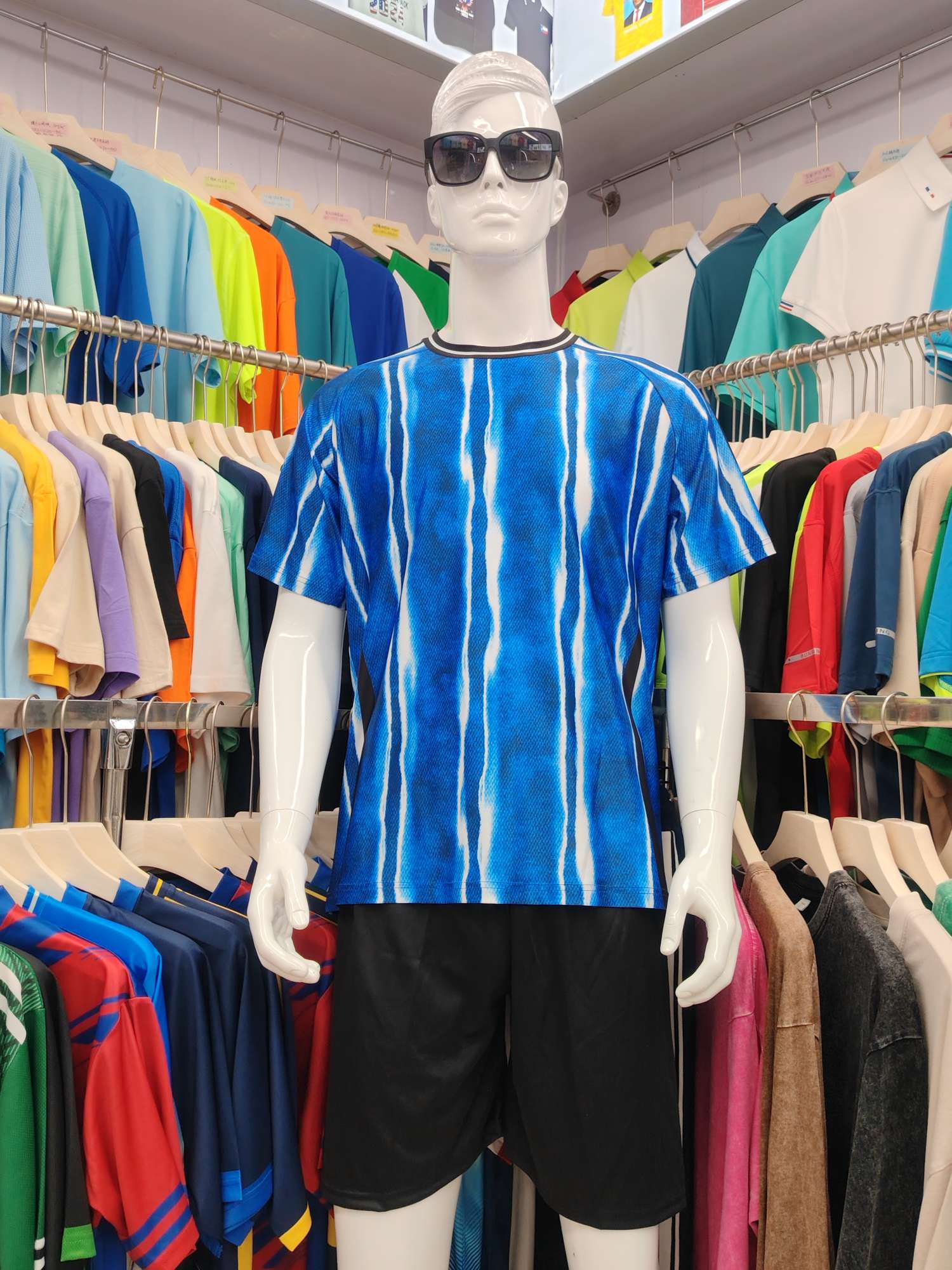 Cross-border sportswear, high-grade polyester and ammonia high-elasticity fabric, full-body printed sportswear, breathable and sweat-absorbent, professional sports and outdoor training sportswear, high-elasticity breathable and comfortable sportswear customization FG1616-7 detail image 1