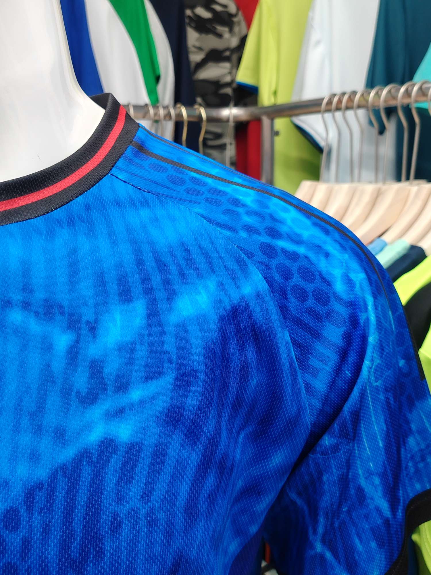Cross-border sportswear, high-grade mesh breathable fabric, full-body printed sportswear, breathable and sweat-absorbing professional sports outdoor training sportswear, high-elasticity breathable and comfortable sportswear customization FG1612-2 detail image 7