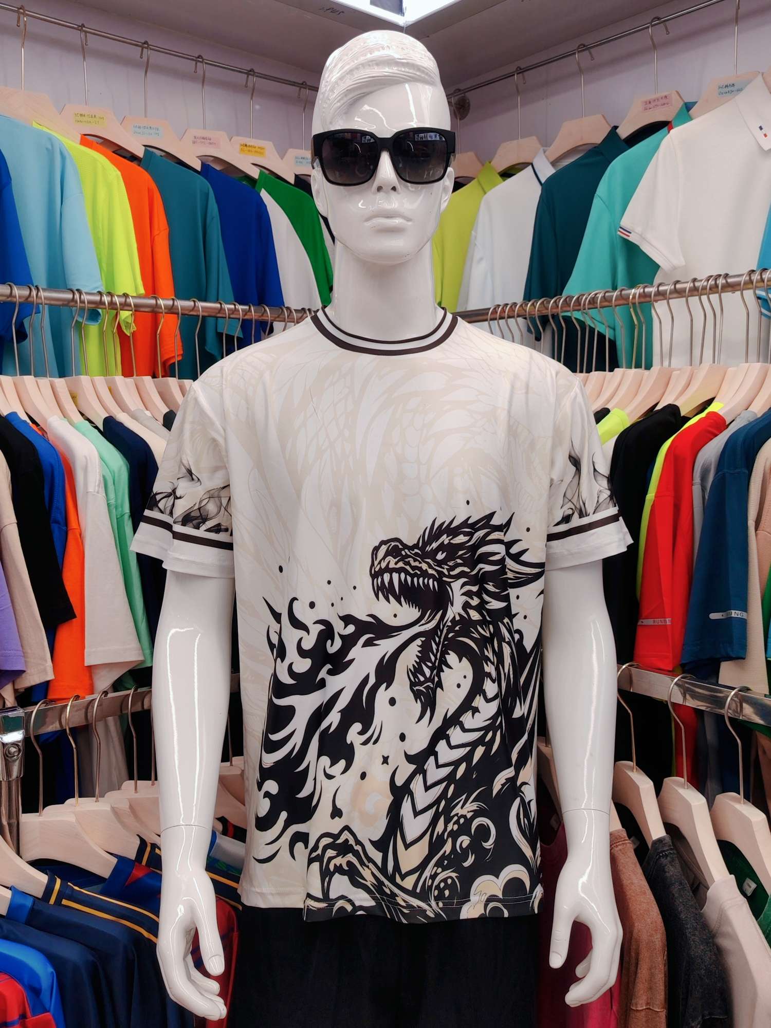 Cross-border sportswear, high-grade polyester and ammonia high-elasticity fabric, full-body printed sportswear, breathable and sweat-absorbent, professional sports and outdoor training sportswear, high-elasticity breathable and comfortable sportswear customization FG1616-2 Application Scenario