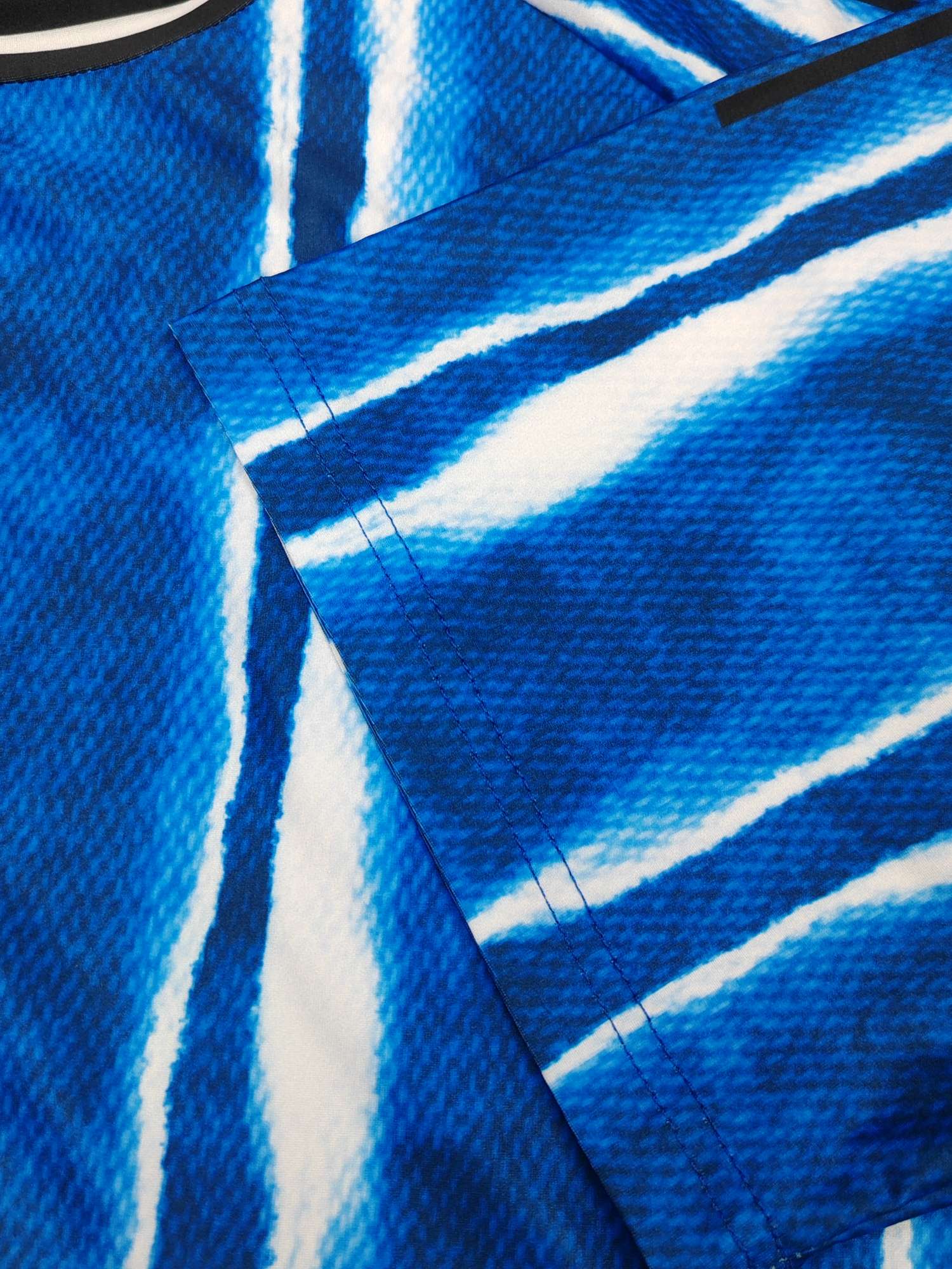 Cross-border sportswear, high-grade polyester and ammonia high-elasticity fabric, full-body printed sportswear, breathable and sweat-absorbent, professional sports and outdoor training sportswear, high-elasticity breathable and comfortable sportswear customization FG1616-7 detail image 11