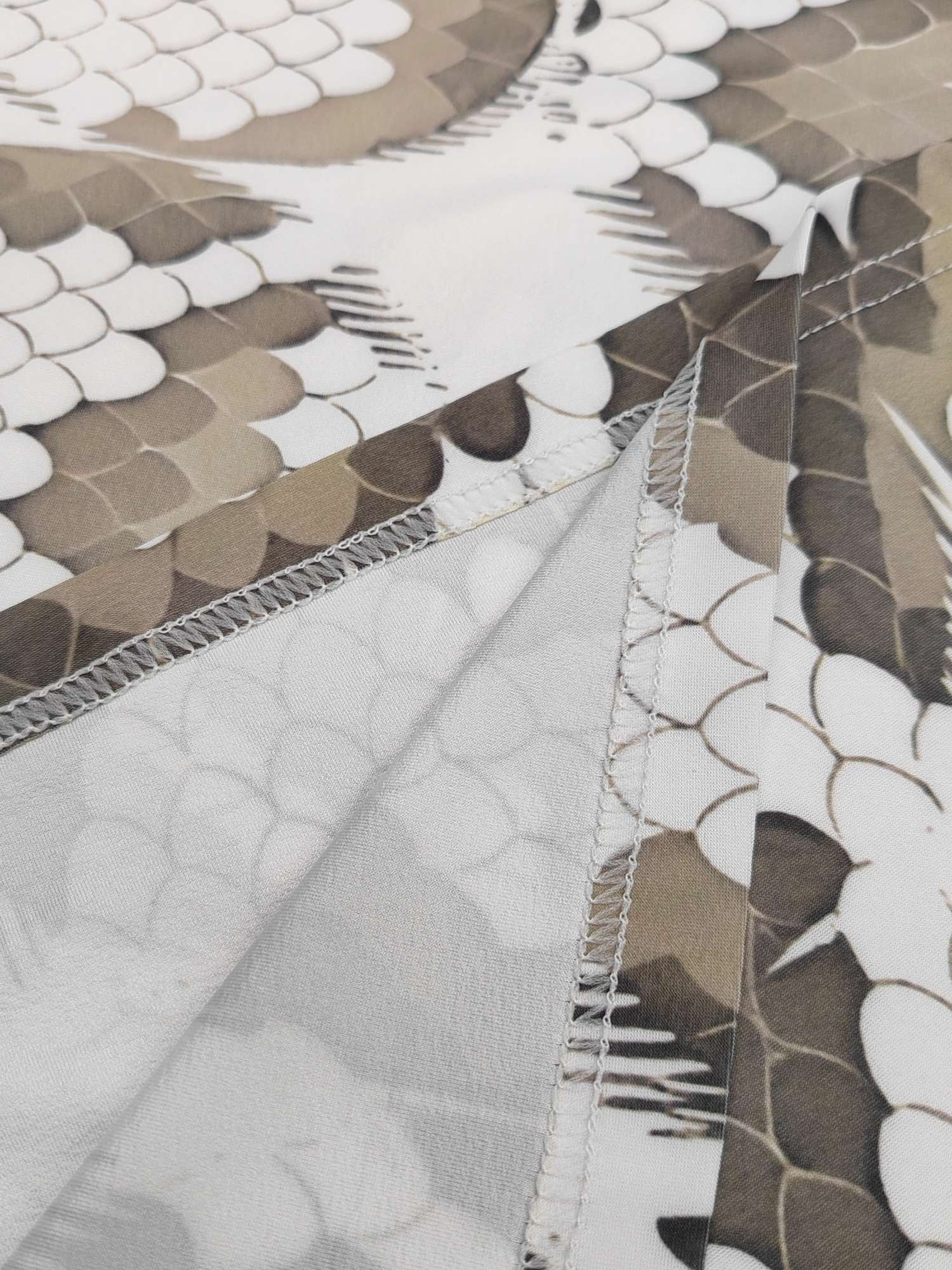 Cross-border sportswear, high-grade polyester and ammonia high-elasticity fabric, full-body printed sportswear, breathable and sweat-absorbent, professional sports and outdoor training sportswear, high-elasticity breathable and comfortable sportswear customization FG1616-4 detail image 18