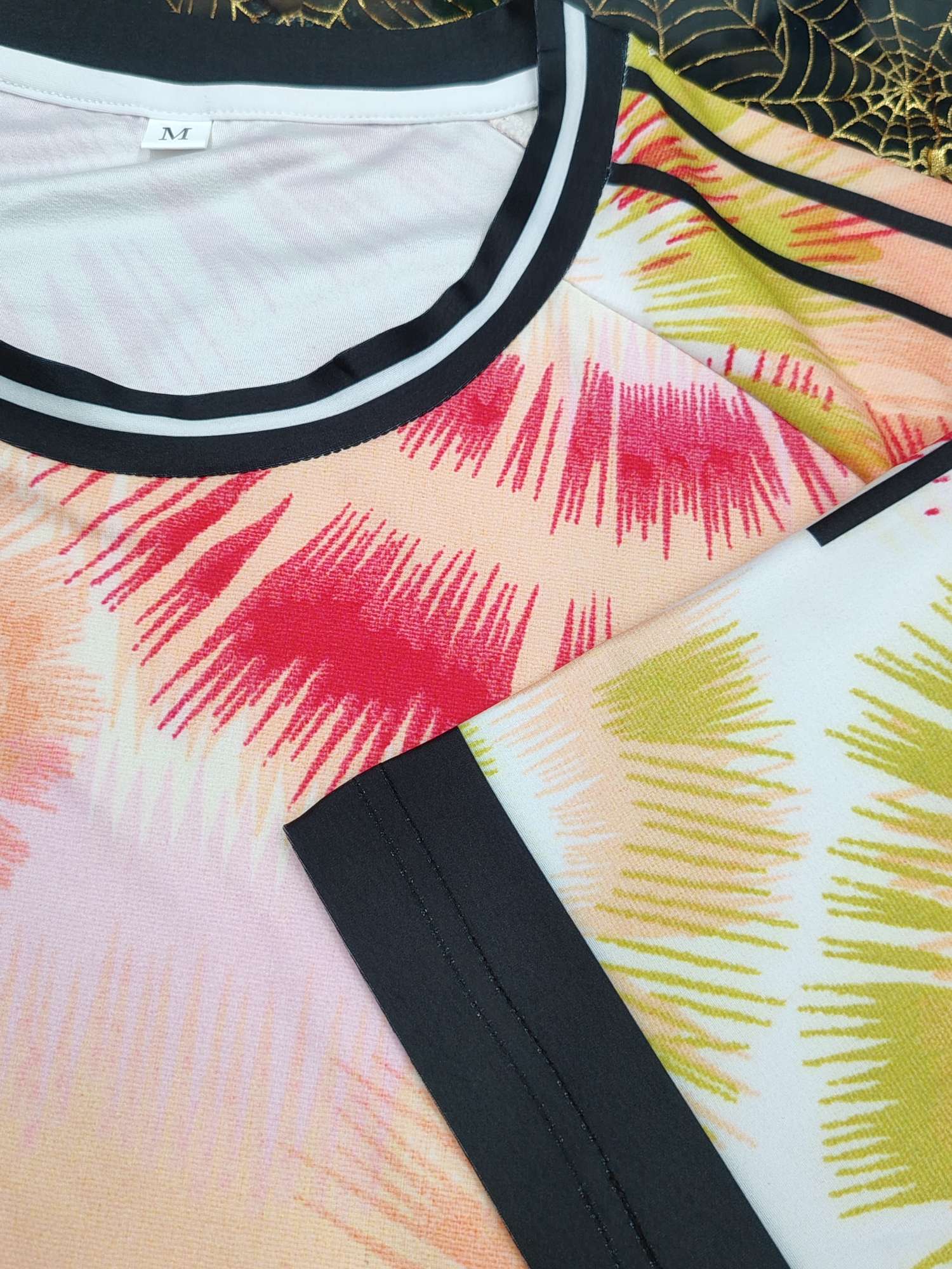 Cross-border sportswear, high-grade polyester and ammonia high-elasticity fabric, full-body printed sportswear, breathable and sweat-absorbent, professional sports and outdoor training sportswear, high-elasticity breathable and comfortable sportswear customization FG1616-6 detail image 9