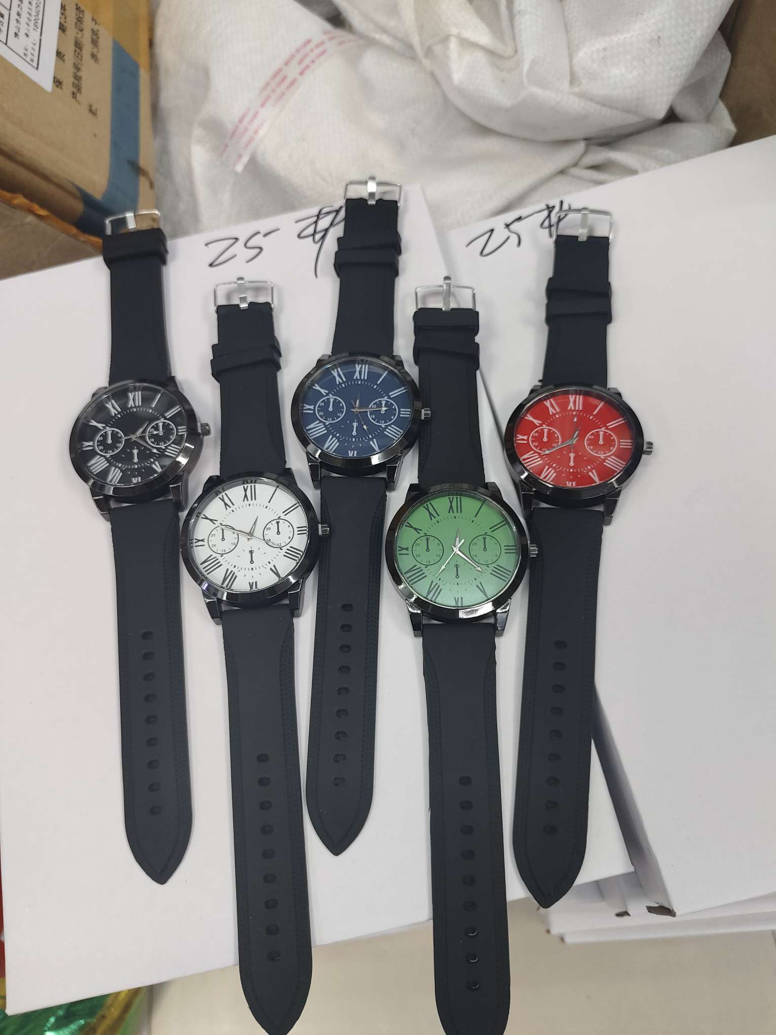 Premium fashion watches for adults Application Scenario