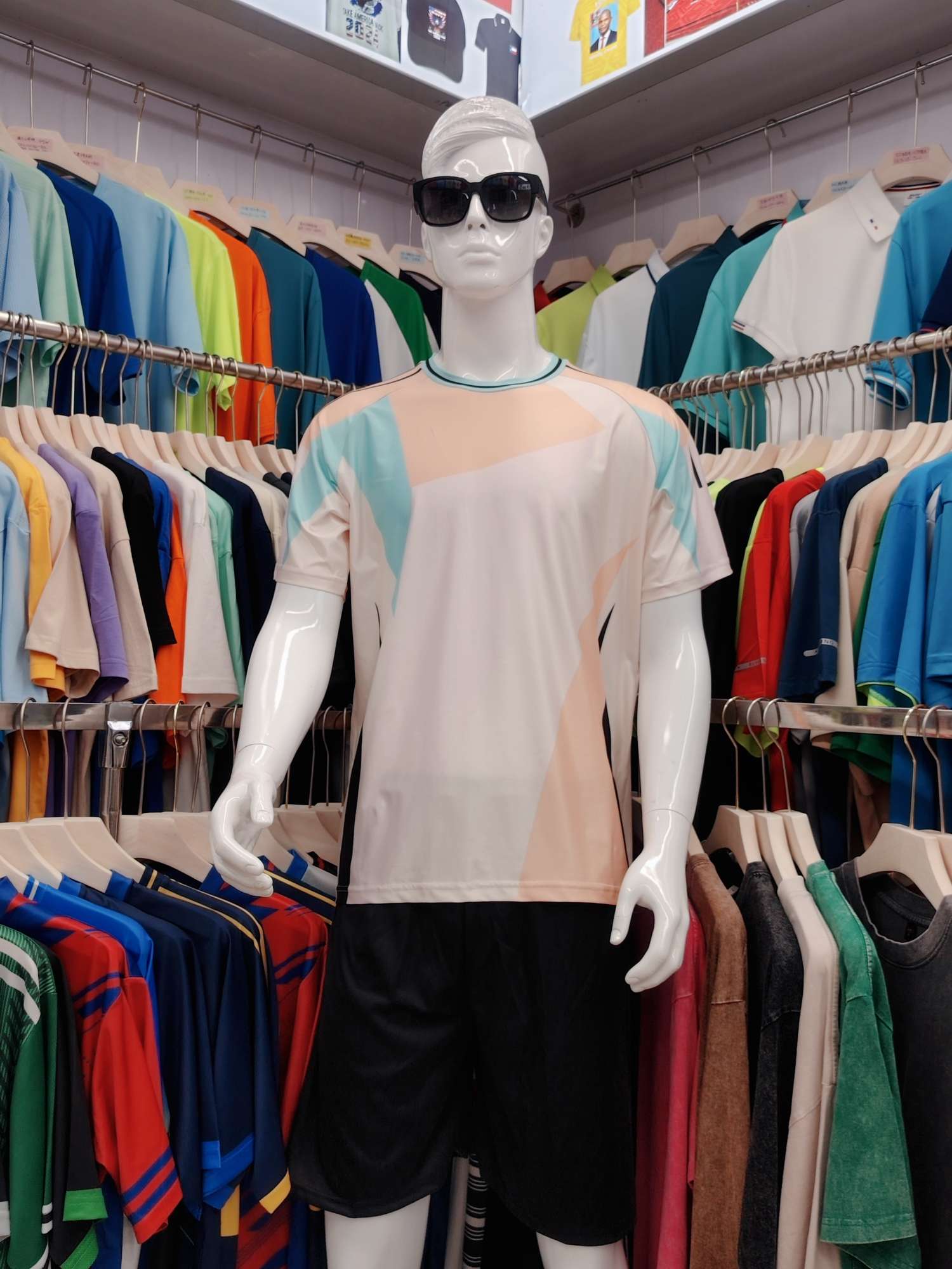 Cross-border sportswear, high-grade polyester and ammonia high-elasticity fabric, full-body printed sportswear, breathable and sweat-absorbent, professional sports and outdoor training sportswear, high-elasticity breathable and comfortable sportswear customization FG1616-3 detail image 1