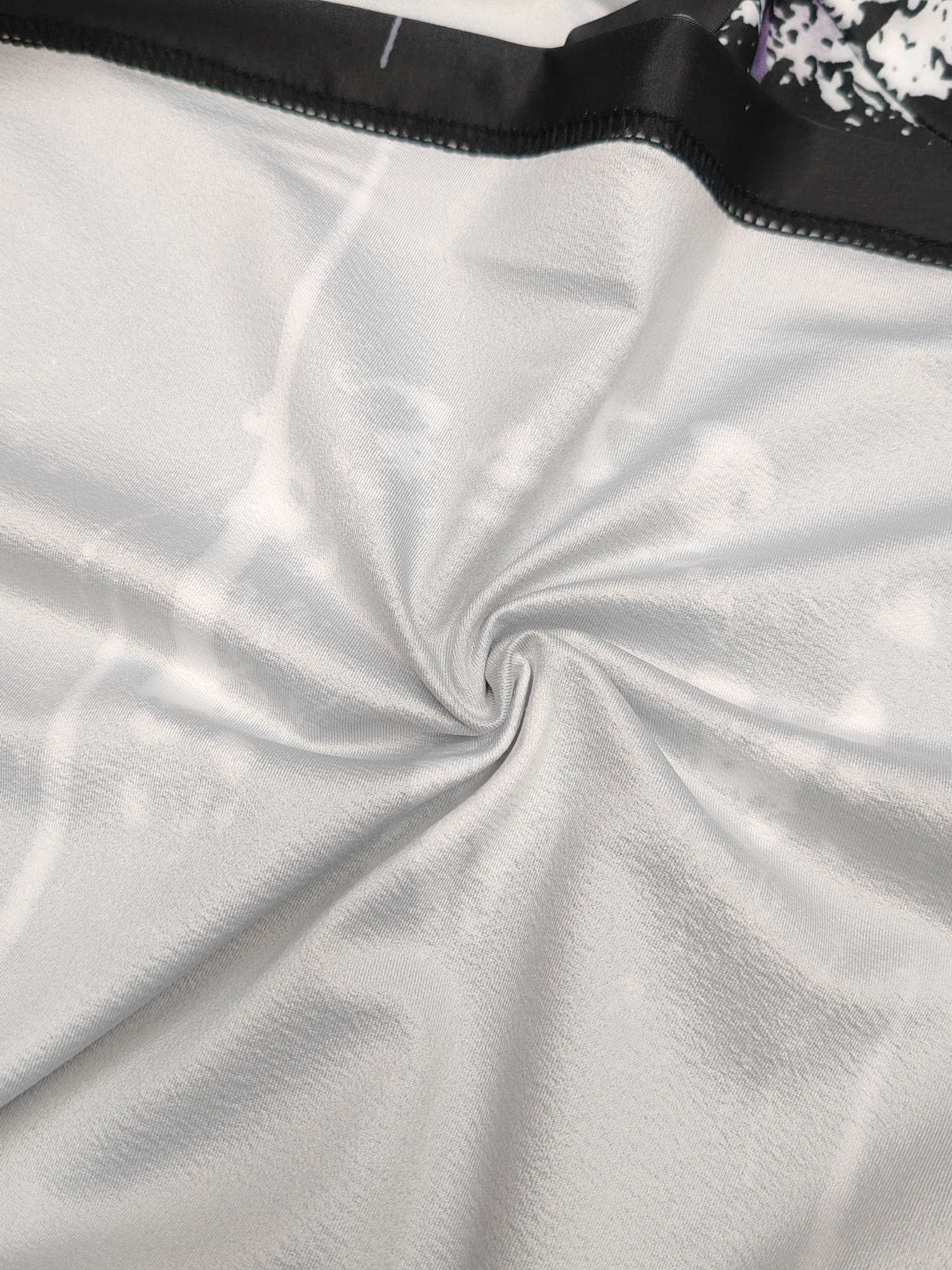 Cross-border sportswear, high-quality polyester and ammonia high-elasticity fabric, full-body printed sportswear, breathable and sweat-absorbent, professional sports and outdoor training sportswear, high-elasticity breathable and comfortable sportswear customization FG1616-1 detail image 15