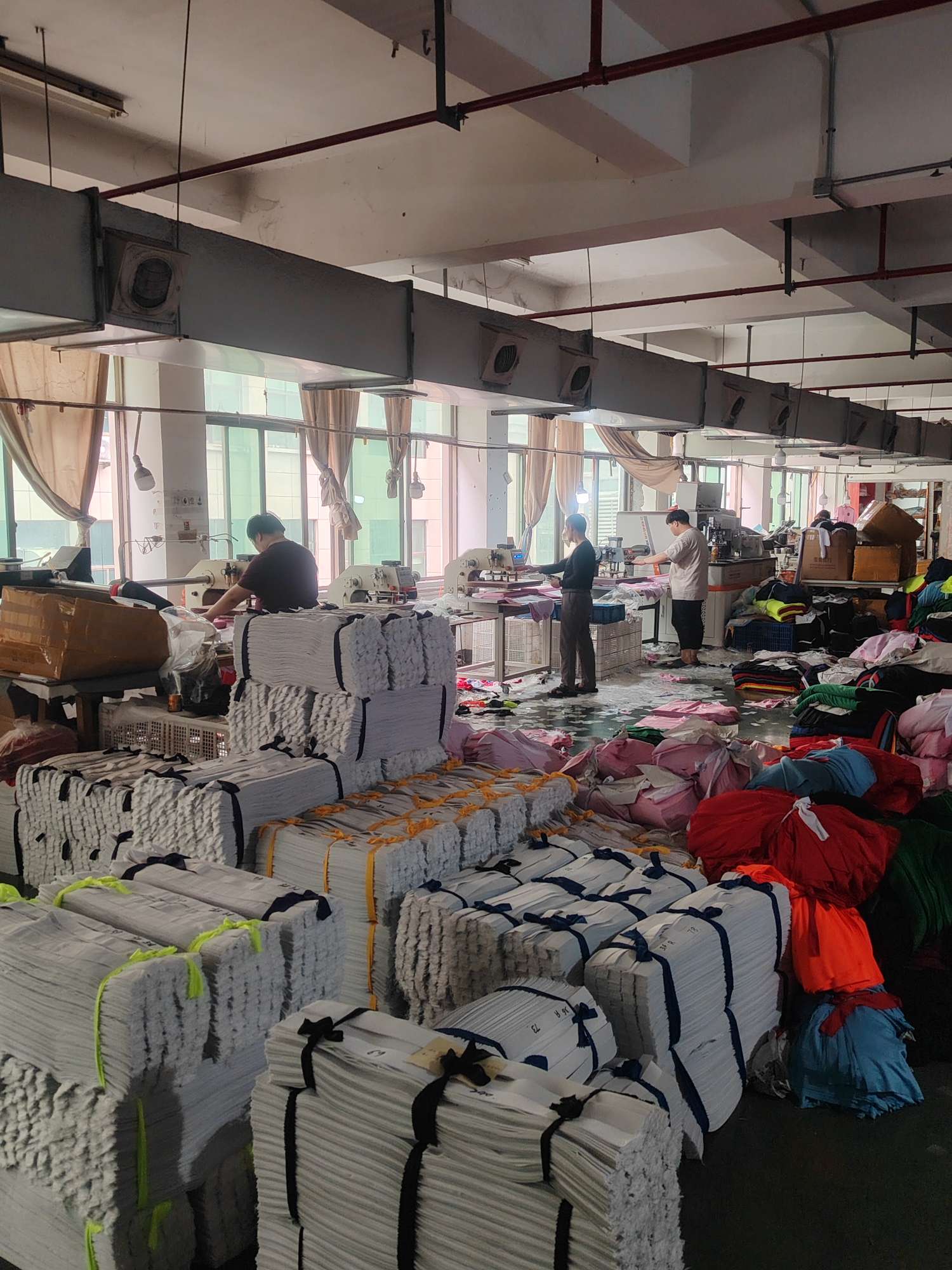 Cross-border sportswear customization factory, AI laser cutting digital hanging line, high-grade breathable fabric, full-body printing sportswear, breathable and sweat-absorbing professional sports outdoor training sportswear, high-elasticity breathable and comfortable sportswear customization detail image 17