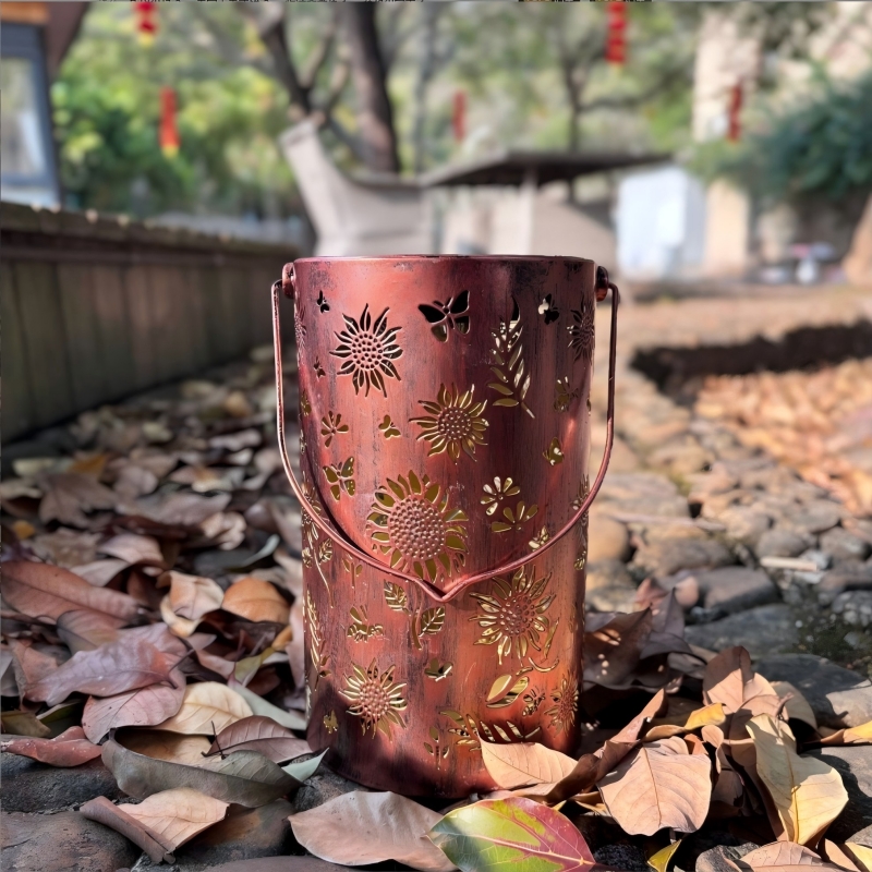 Solar-powered outdoor courtyard hanging lamps, ironwork hollowed-out hummingbird, butterfly, chrysanthemum and animal projection installations Item Picture