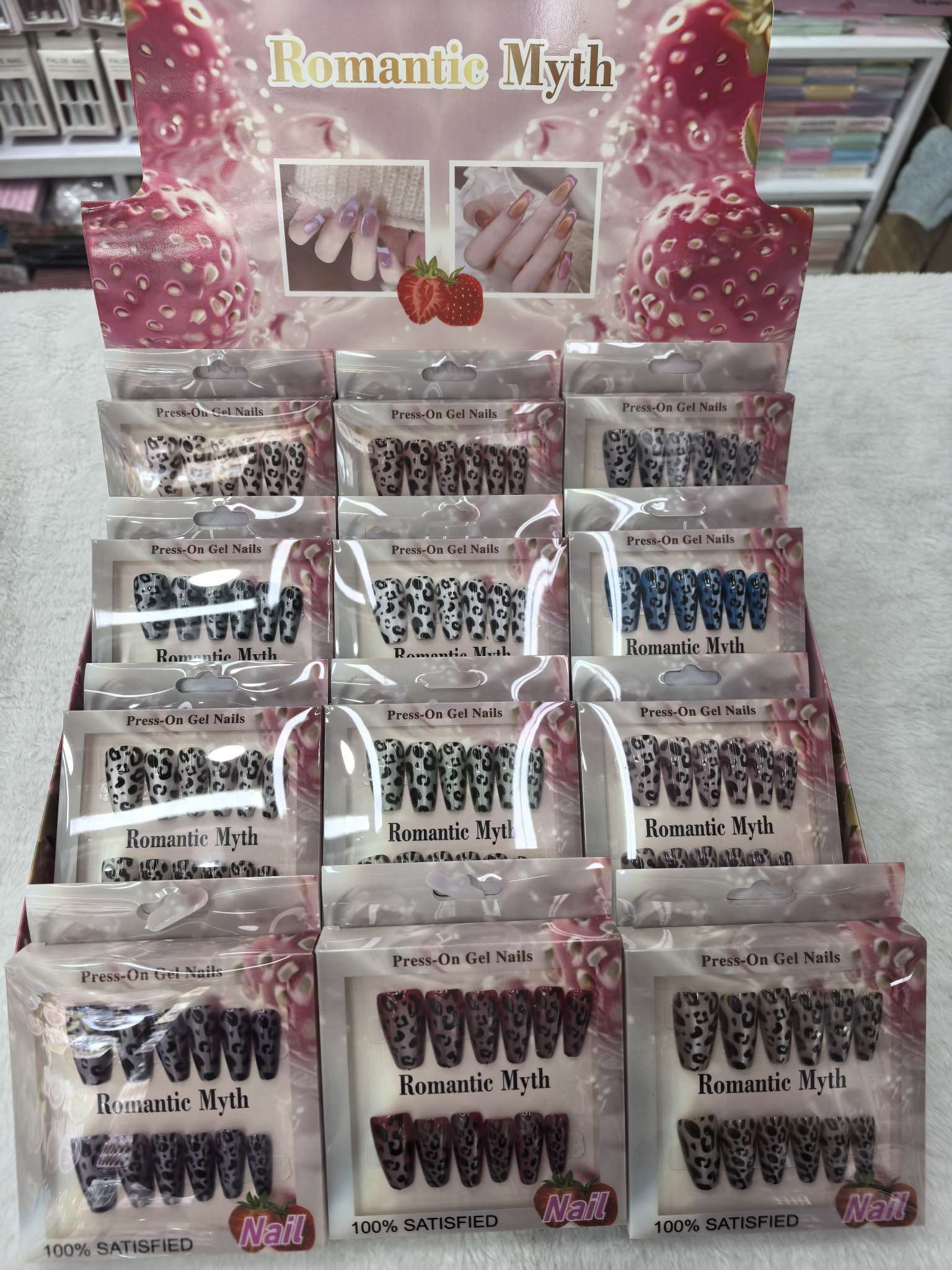 Hand-worn nails, mid-length French cat-eye finished nail art, stunning nail patches 2025 new style Item Picture