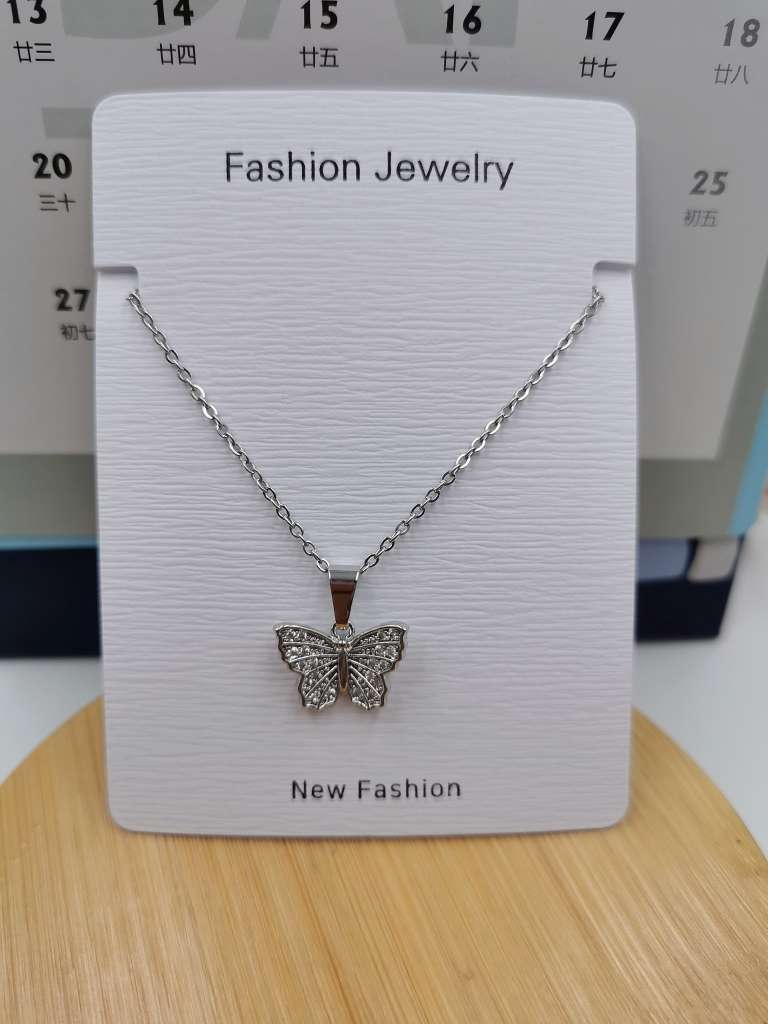 2025最新款轻奢韩版不绣钢锆石保色项链