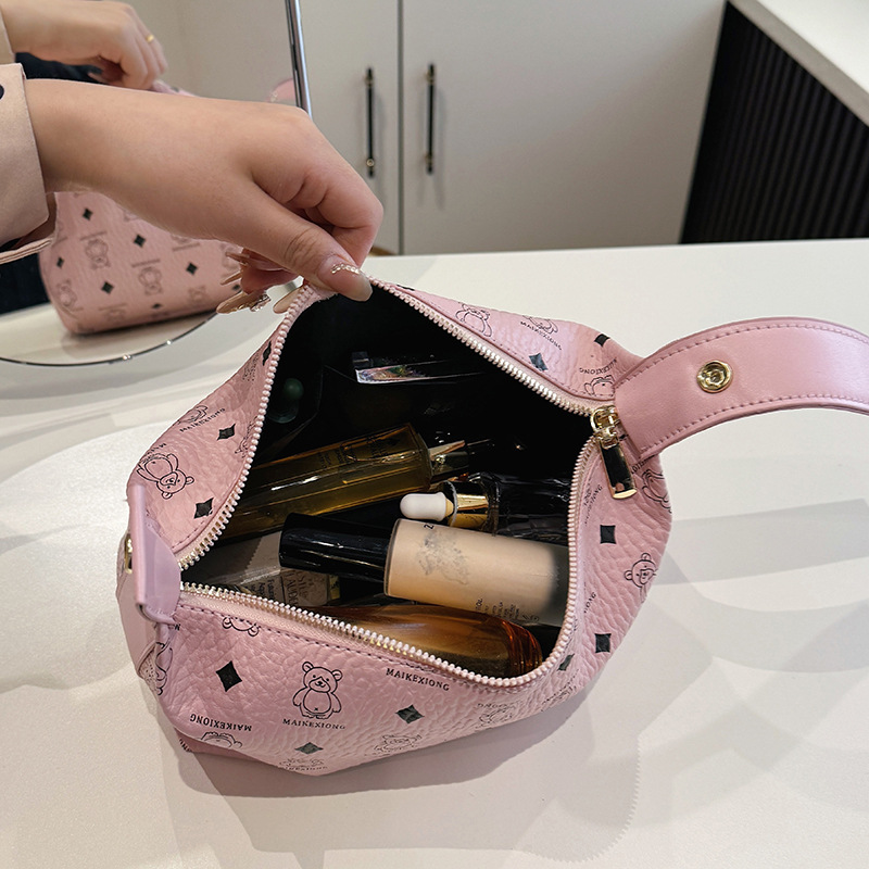 跨境可爱小熊化妆包女新款韩版流行收纳包2025新款洋气印花洗漱包 手提旅行包详情图4