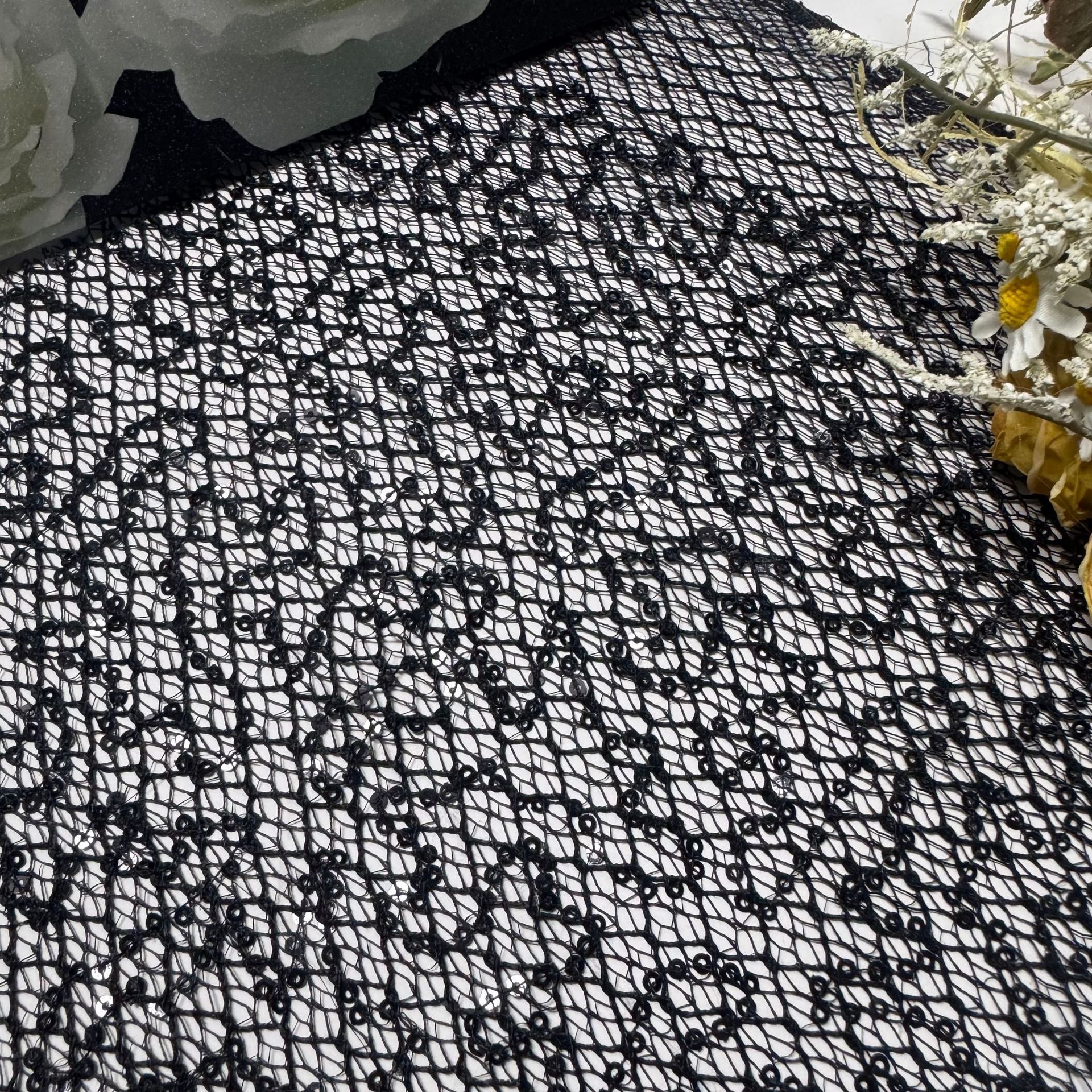 New diamond-shaped random floral fabric with sequins, lace fabric, warp knitted embroidery, knitted fabric, fashionable clothing, performance costume materials and accessories pic 3
