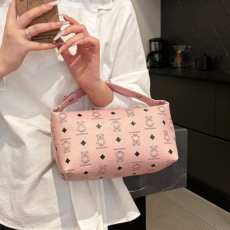 跨境可爱小熊化妆包女新款韩版流行收纳包2025新款洋气印花洗漱包 手提旅行包详情图6