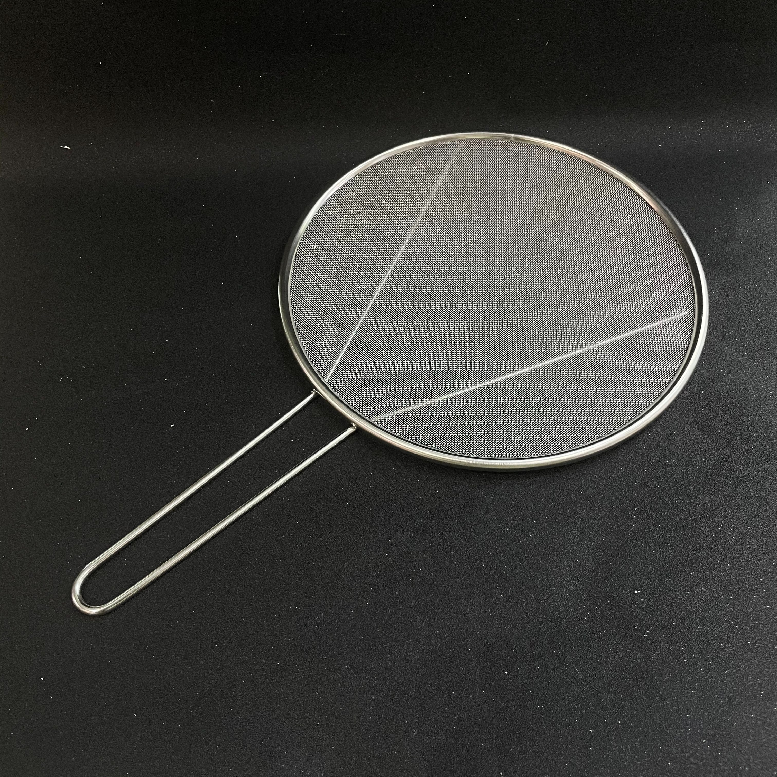 Handle explosion-proof net stainless steel oil splash-proof pot lid, round kitchen household with handle oil explosion net leakage splash-proof net oil separator water cover details Picture