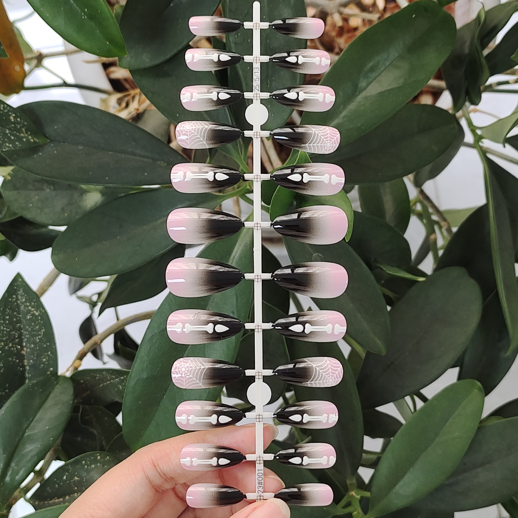 24 PCS PRESS ON NAIL TIPS ALMOND SHAPE FINGER BONE AND SPIDER WEB PATTERN full figure