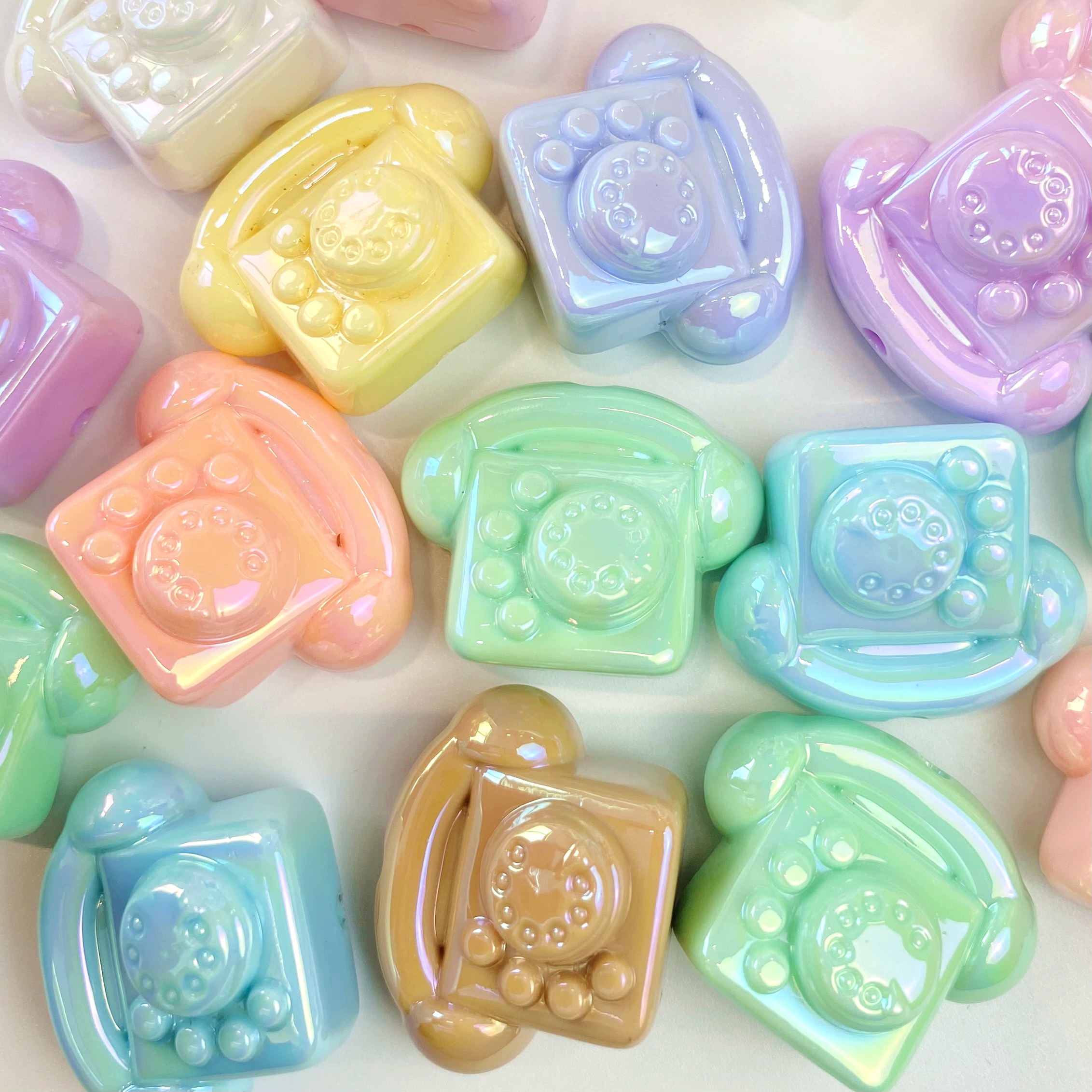 Acrylic milk series uv retro phone diy accessories, mobile phone pendant/accessory material accessories Application Scenario