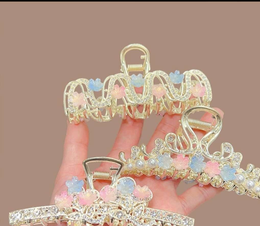 Acrylic jewelry, hair accessories, headwear, hair clips, exquisite and cute creative design styles, popular European and American hair clips and hair accessories details Picture