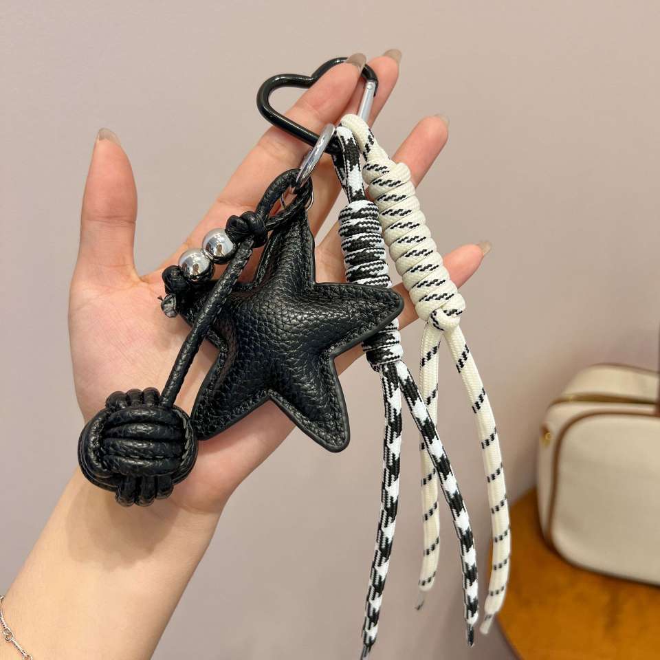 Motorcycle keychain, map jewelry pendant, small bag with pearl chain jewelry pendant, unique design, exquisite and durable keychain Application Scenario