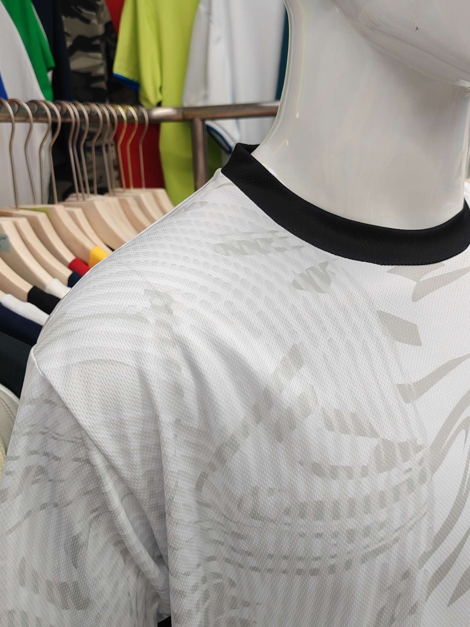 Cross-border sportswear, high-grade mesh breathable fabric, full-body printed sportswear, breathable and sweat-absorbing professional sports outdoor training sportswear, high-elasticity breathable and comfortable sportswear customization FG1612-9 detail image 5