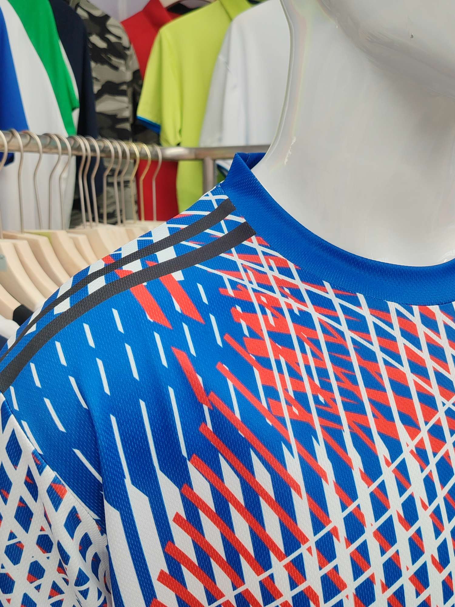 Cross-border sportswear, high-grade mesh breathable fabric, full-body printed sportswear, breathable and sweat-absorbing professional sports outdoor training sportswear, high-elasticity breathable and comfortable sportswear customization FG1612-7 detail image 5