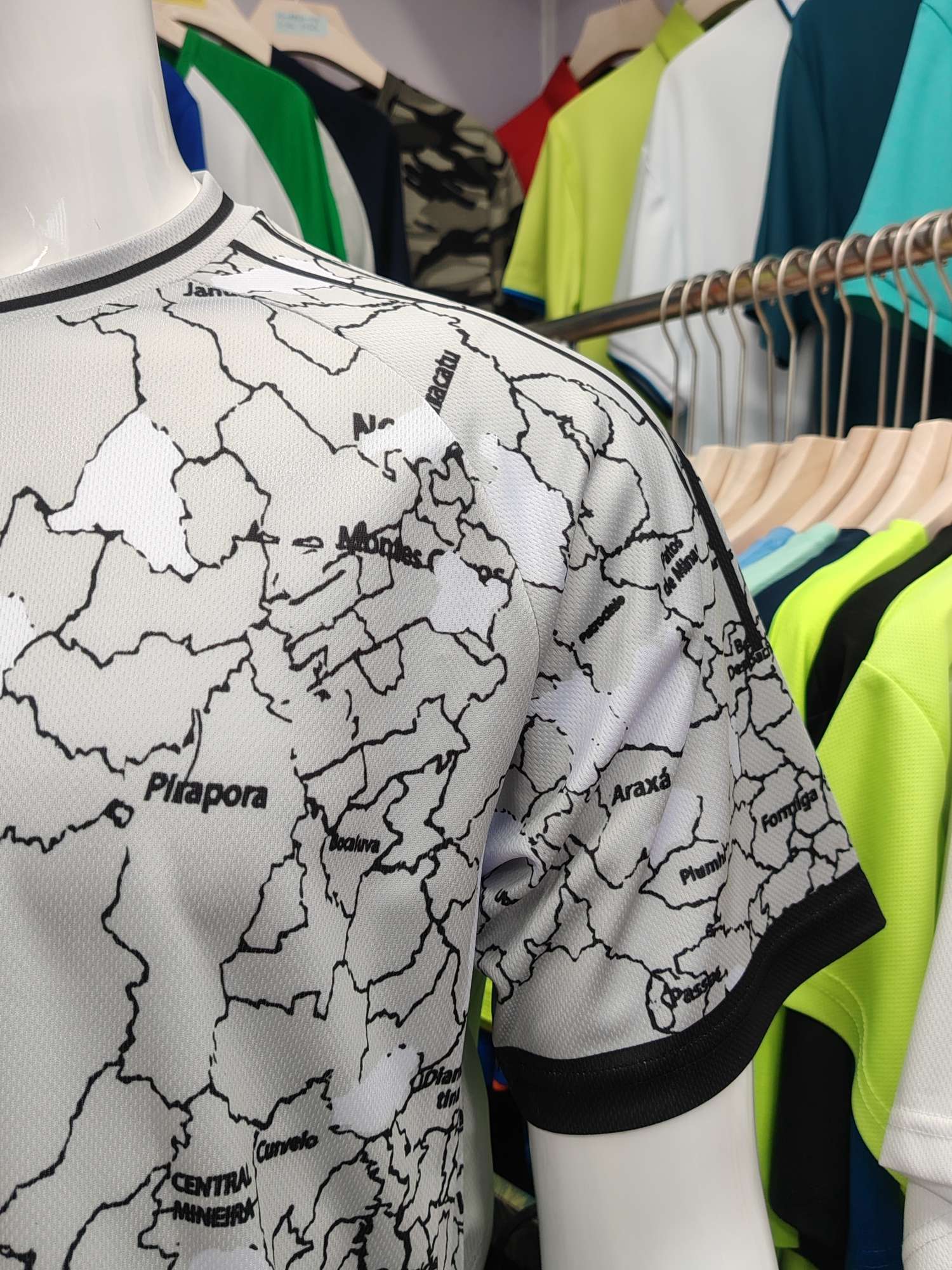 Cross-border sportswear, high-grade mesh breathable fabric, full-body printed sportswear, breathable and sweat-absorbing professional sports outdoor training sportswear, high-elasticity breathable and comfortable sportswear customization FG1612-12 detail image 8