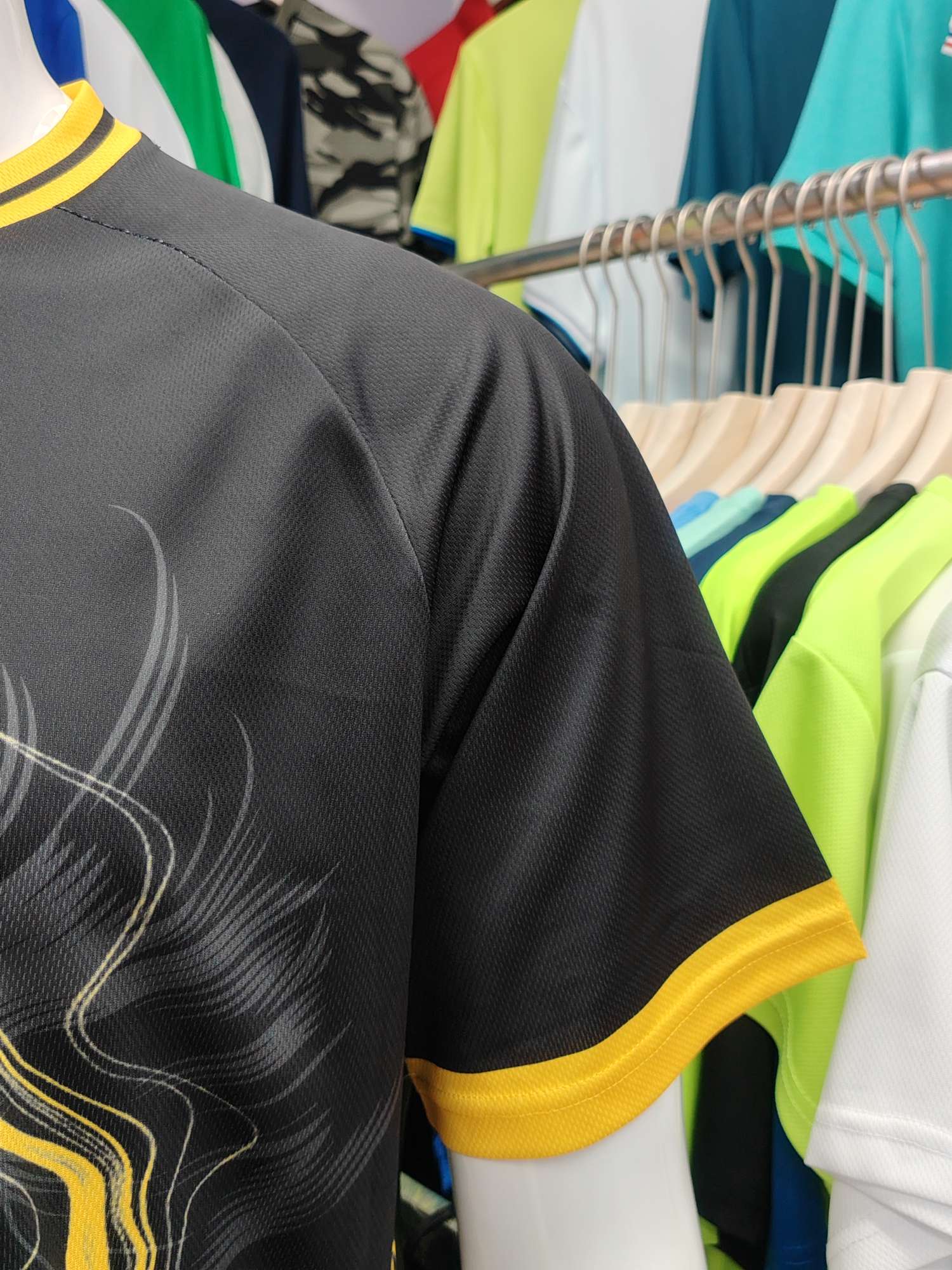 Cross-border sportswear, high-grade mesh breathable fabric, full-body printed sportswear, breathable and sweat-absorbing professional sports outdoor training sportswear, high-elasticity breathable and comfortable sportswear customization FG1612-10 detail image 9