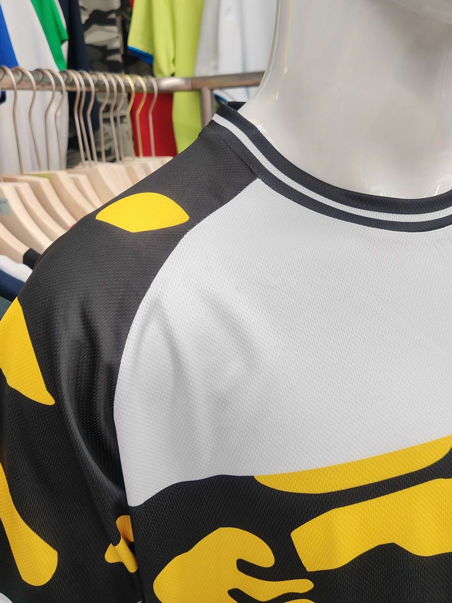 Cross-border sportswear, high-grade mesh breathable fabric, full-body printed sportswear, breathable and sweat-absorbing professional sports outdoor training sportswear, high-elasticity breathable and comfortable sportswear customization FG1612-8 detail image 6
