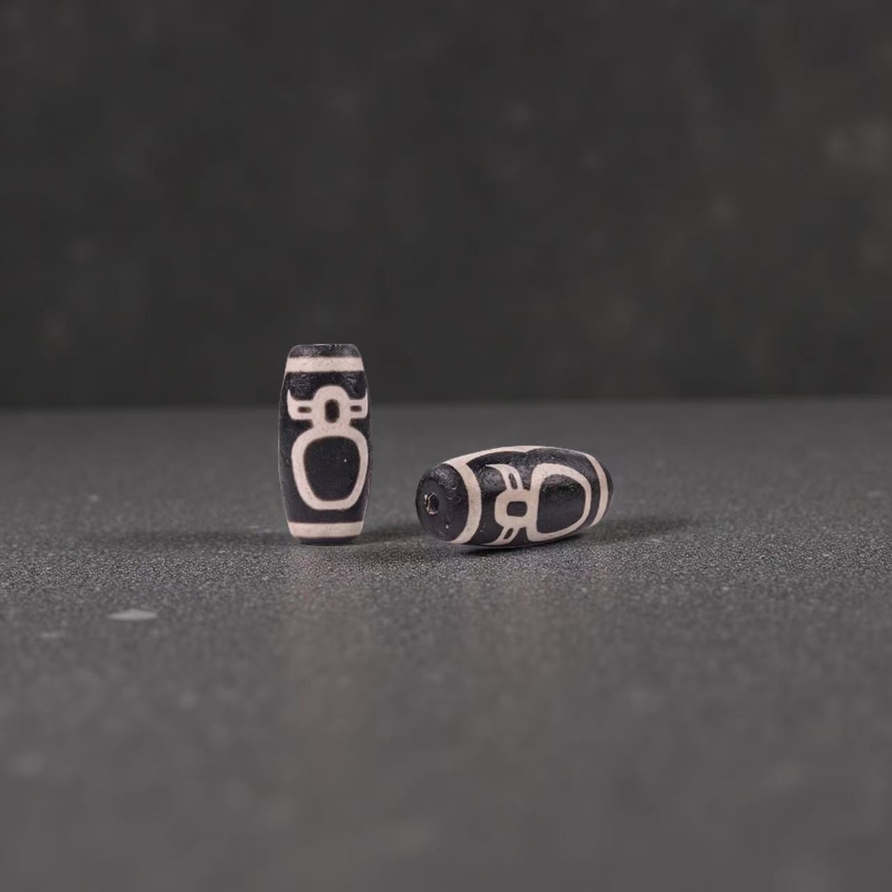 玛瑙天珠财神配珠30长老天珠各种搭配玛瑙天珠财神配珠30长老天珠各种搭配玛瑙天珠财神配珠30长老天珠各种搭配