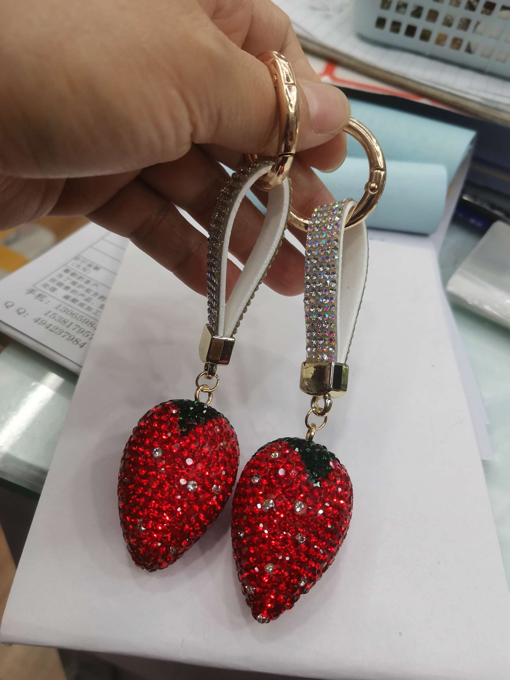 Red strawberry keychains and bag pendants Application Scenario