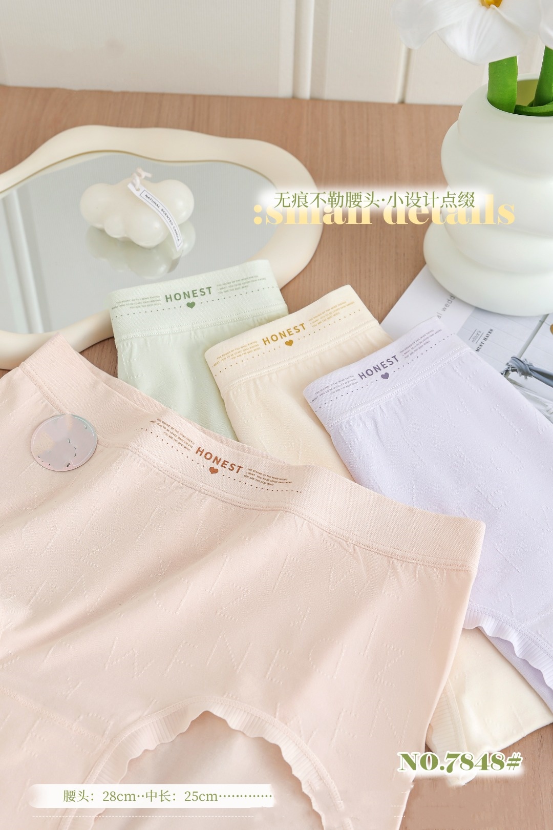 New mid-waist seamless, soft, skin-friendly and breathable cotton crotch underwear, princess lace triangle lightweight, breathable and traceless shorts Application Scenario