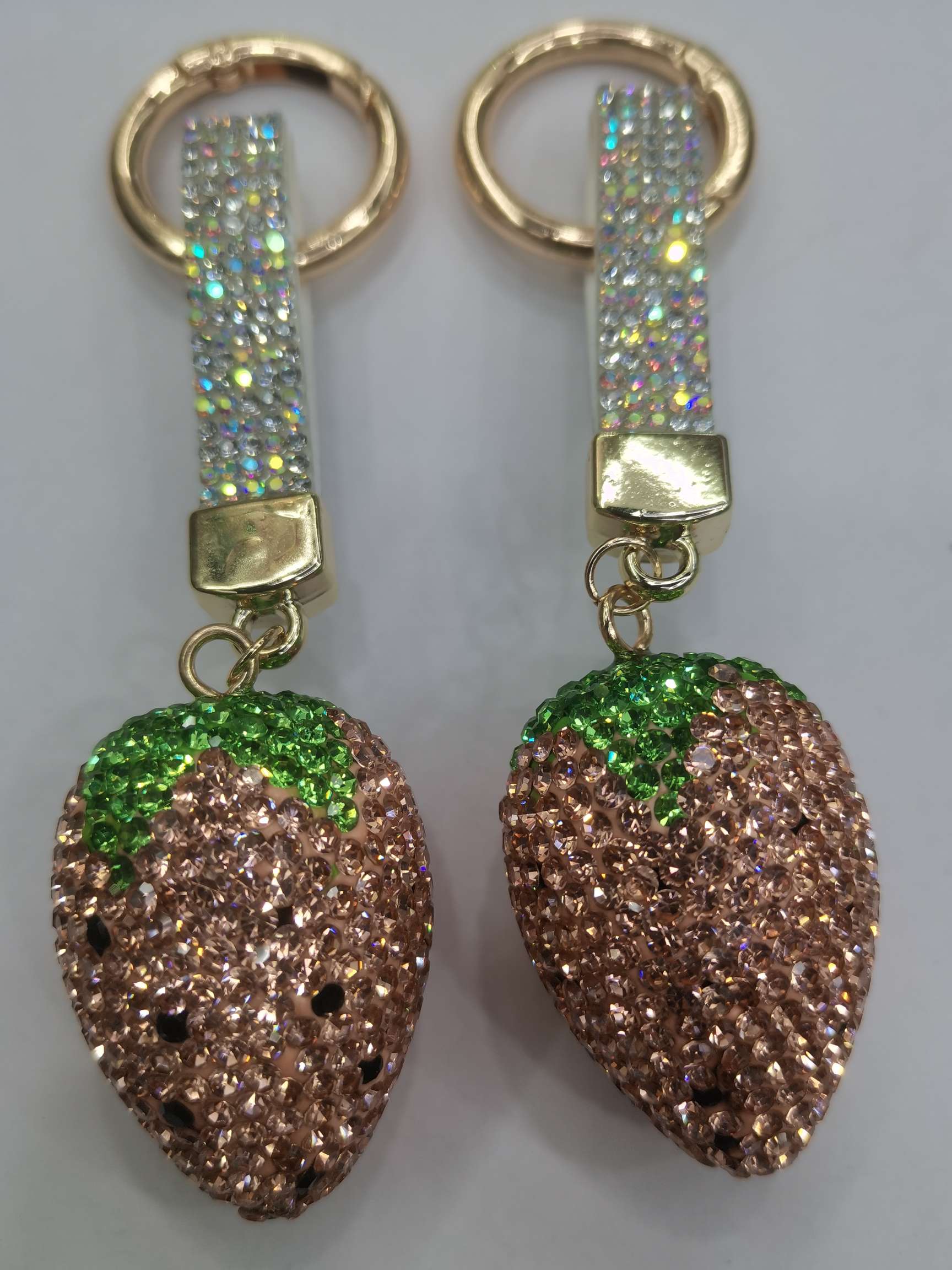 Champagne-colored keychain bag clasp