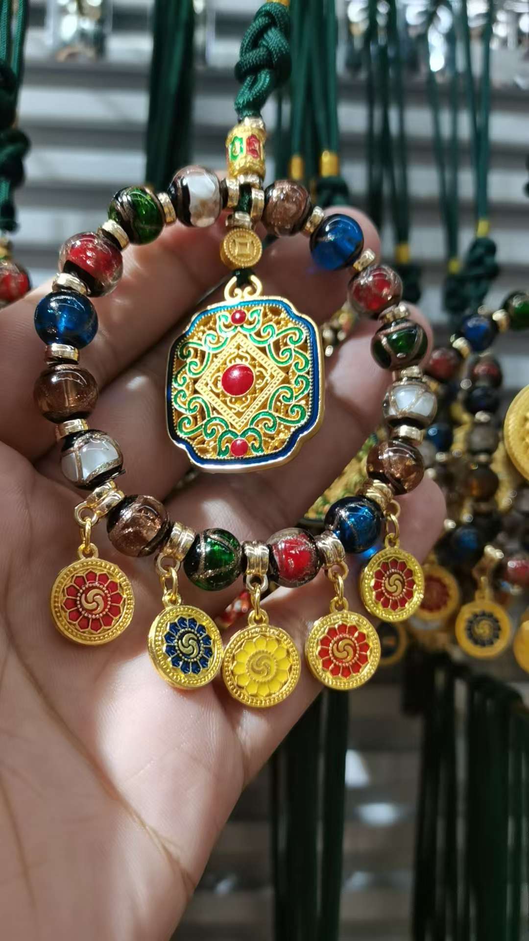National trend incense ash glass car pendant, Yellow God of Wealth Zaki Lam bag pendant, attracting wealth, good fortune and ensuring safety pic 4