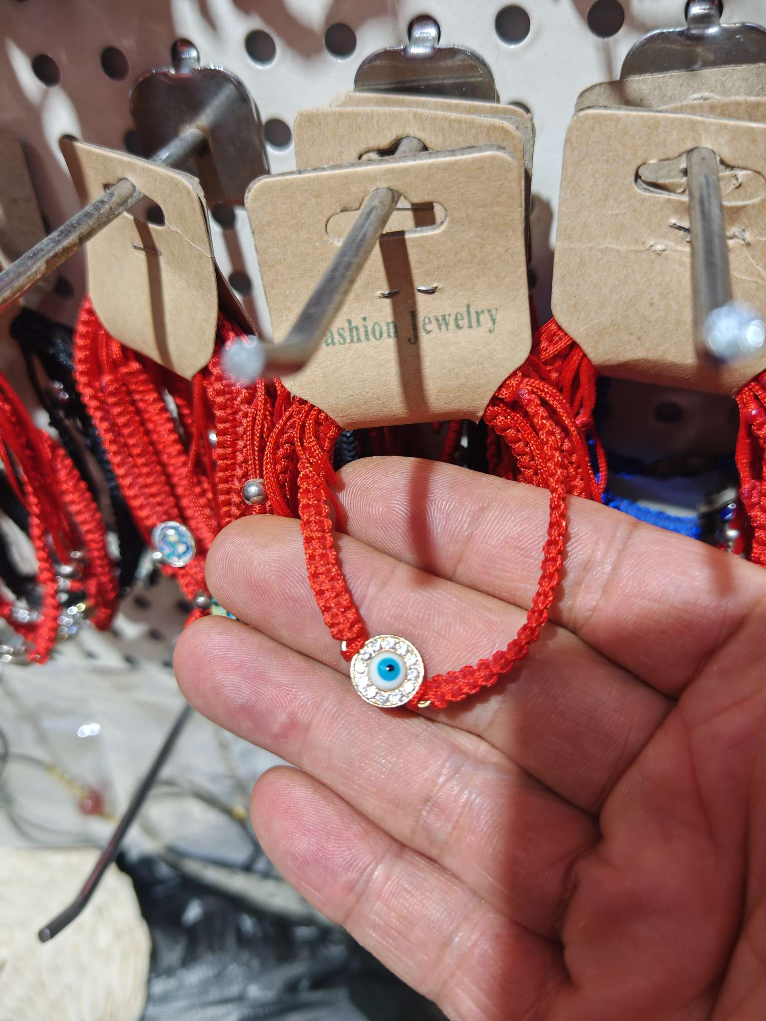 振超饰品，蓝眼睛手链。