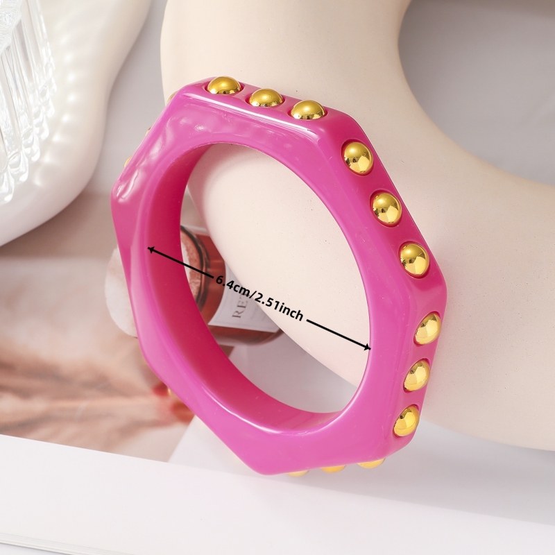 1个嘻哈朋克风几何铆钉树脂手镯  详情5