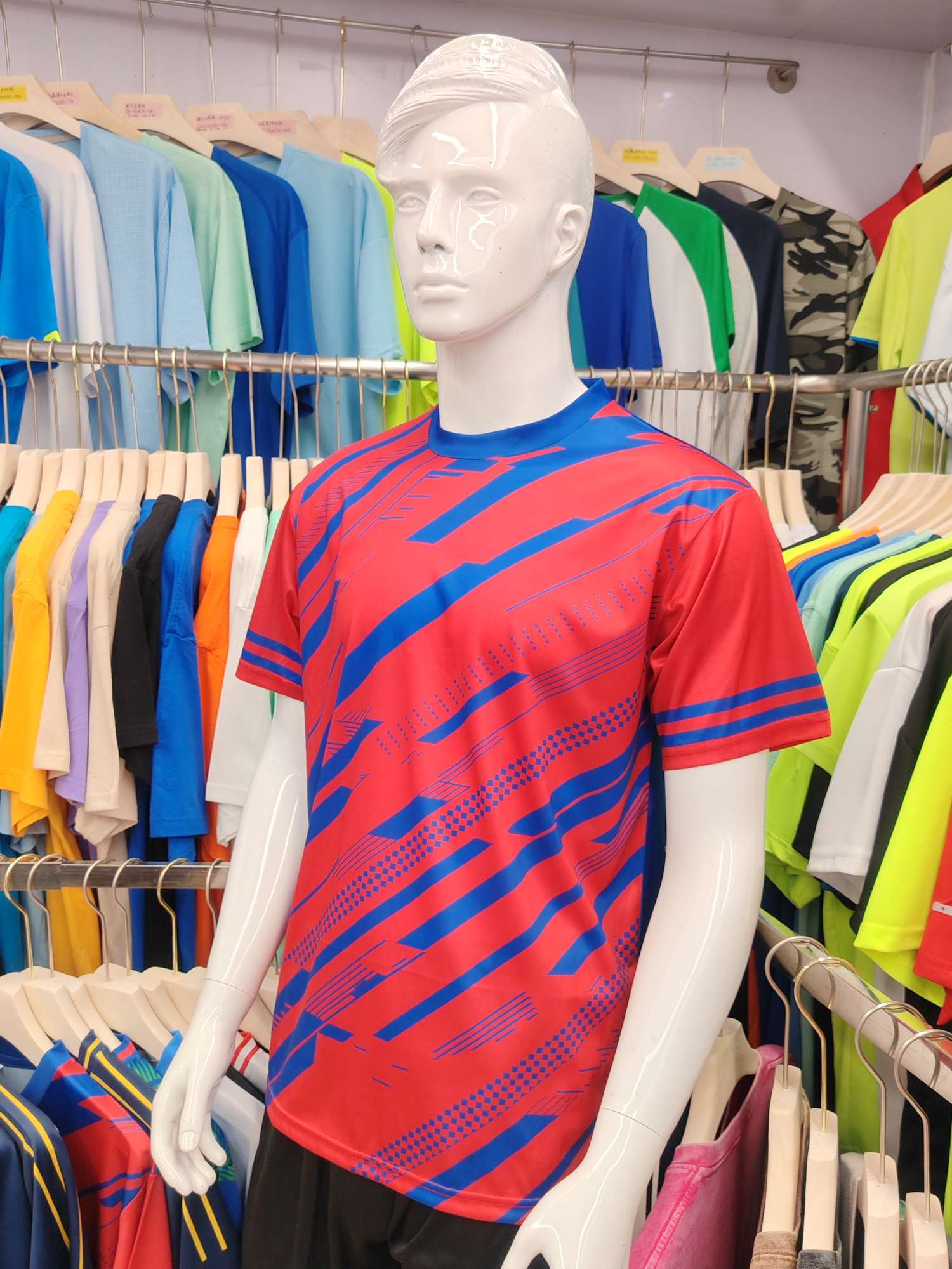 Cross-border sportswear made of high-quality polyester filament fabric, full-body printed sportswear, breathable and sweat-absorbent, professional sports and outdoor training sportswear, high-elasticity breathable and comfortable sportswear customization FG1610-1