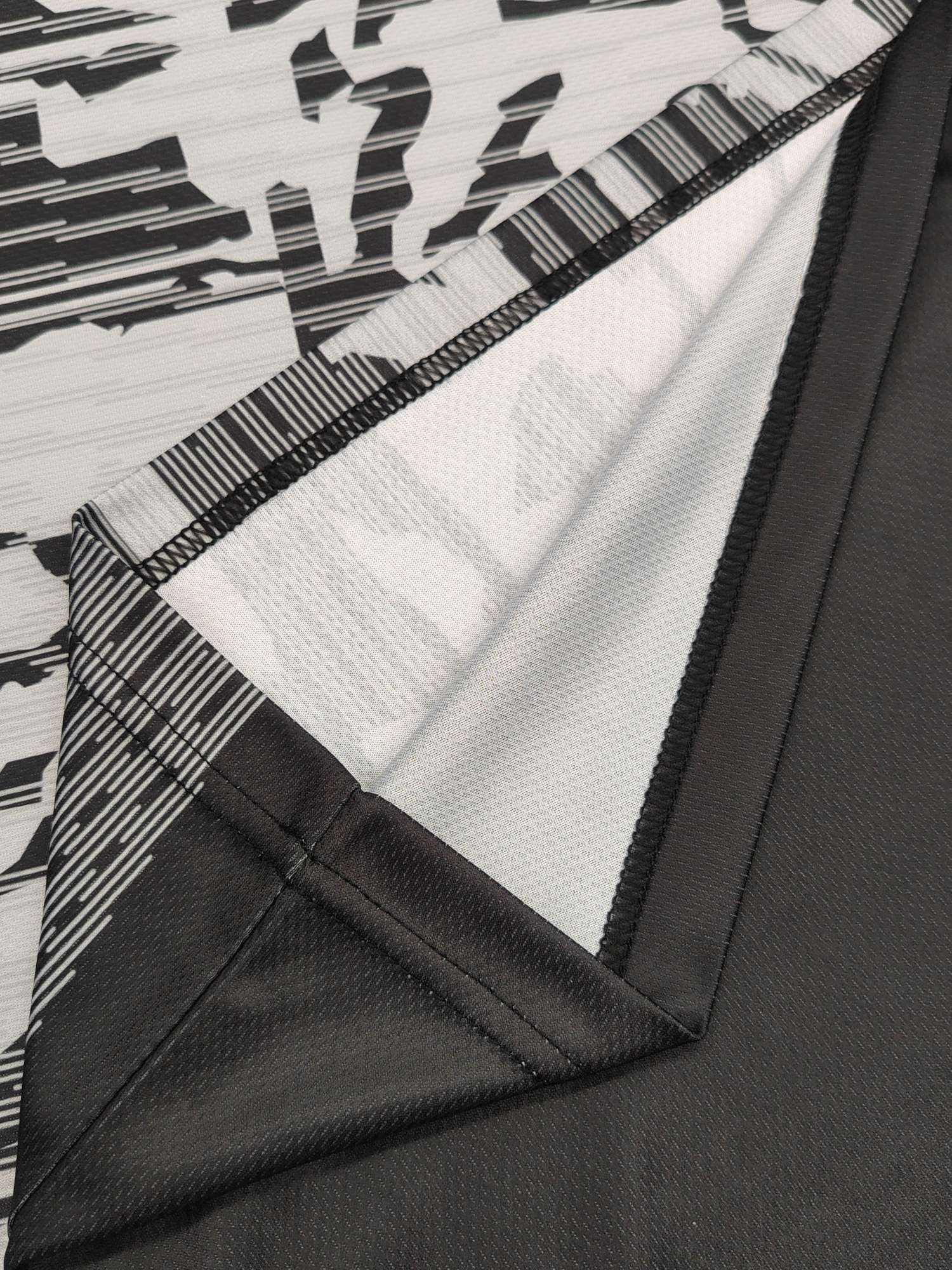 Cross-border sportswear, high-grade mesh breathable fabric, full-body printed sportswear, breathable and sweat-absorbing professional sports outdoor training sportswear, high-elasticity breathable and comfortable sportswear customization FG1612-15 detail image 15